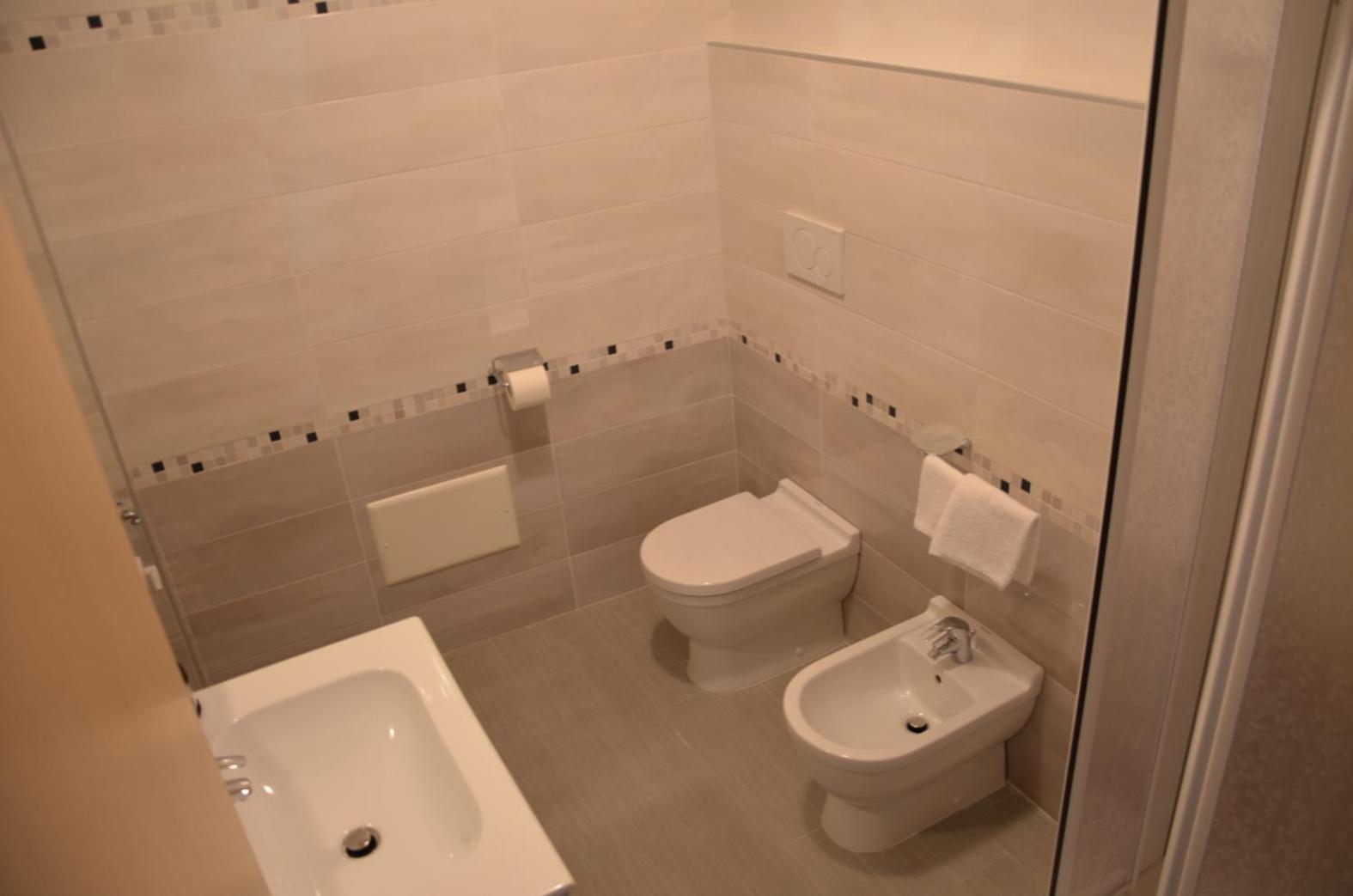 Monteverde Apartments
