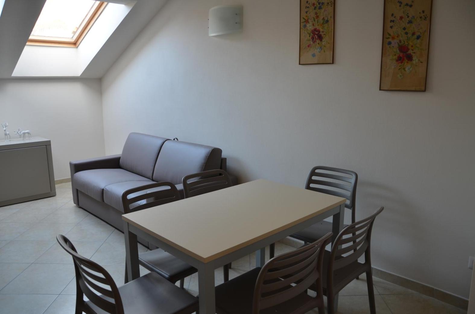 Monteverde Apartments