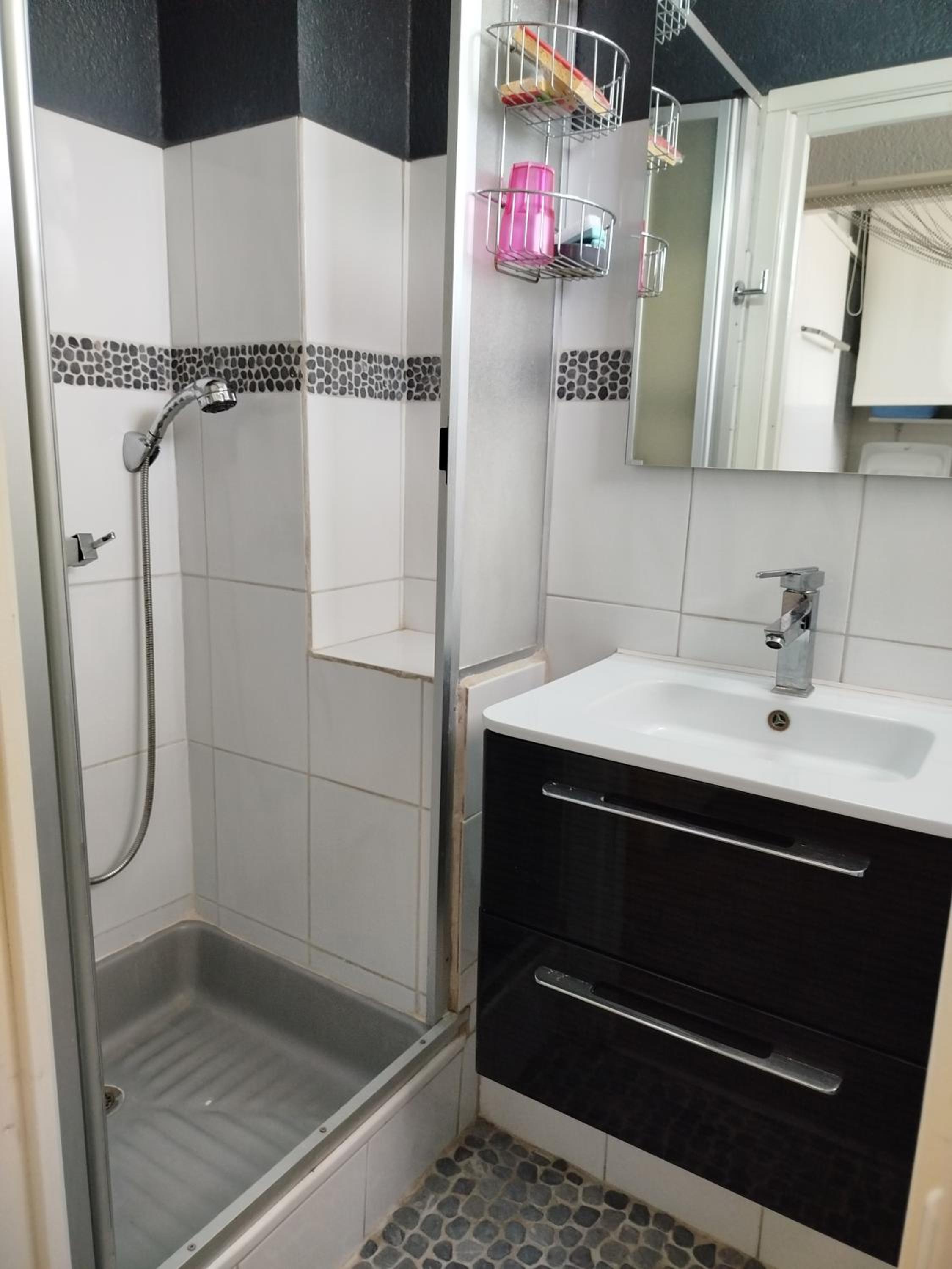 Agréable appartement T2 avec loggia proche commerces et plage - 4ALB24, photo 3