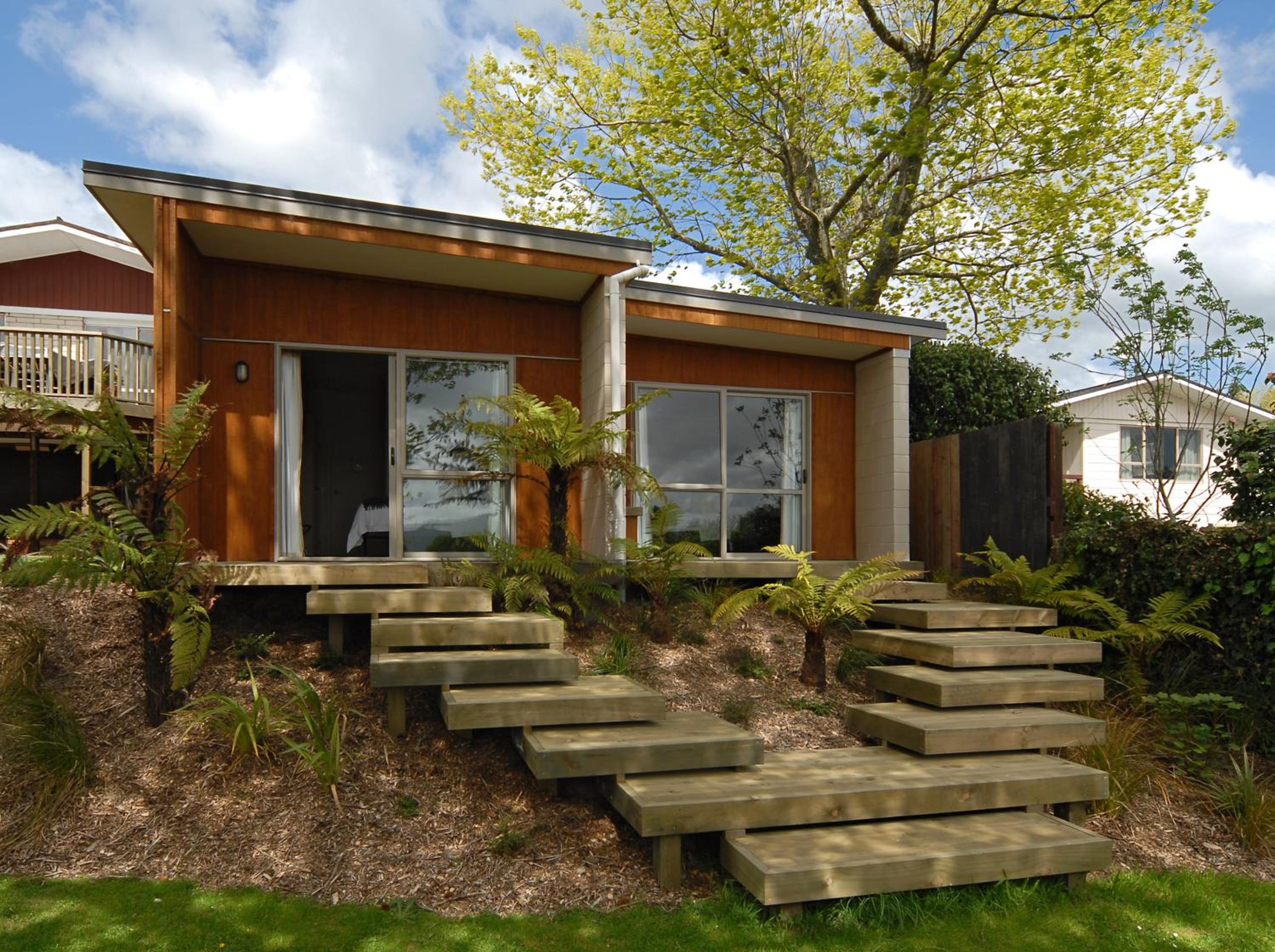 B&B@The Redwoods
