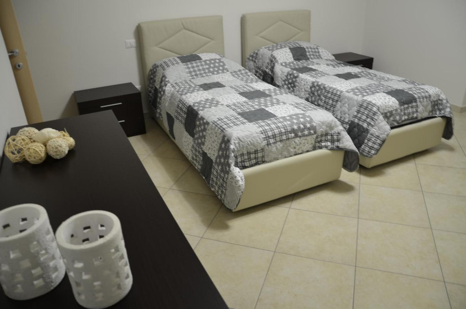 Monteverde Apartments