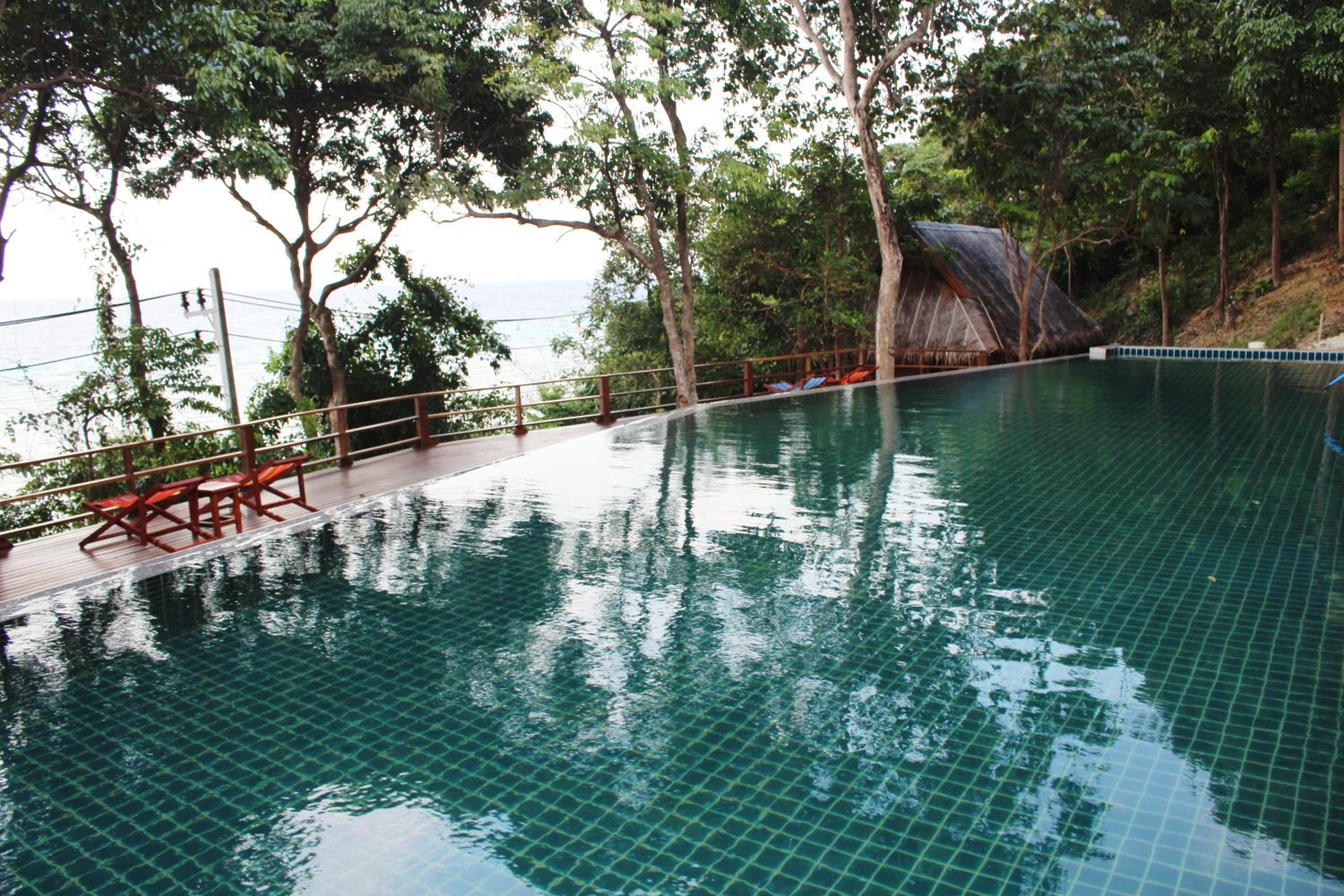 Phi Phi Phu Chalet Resort