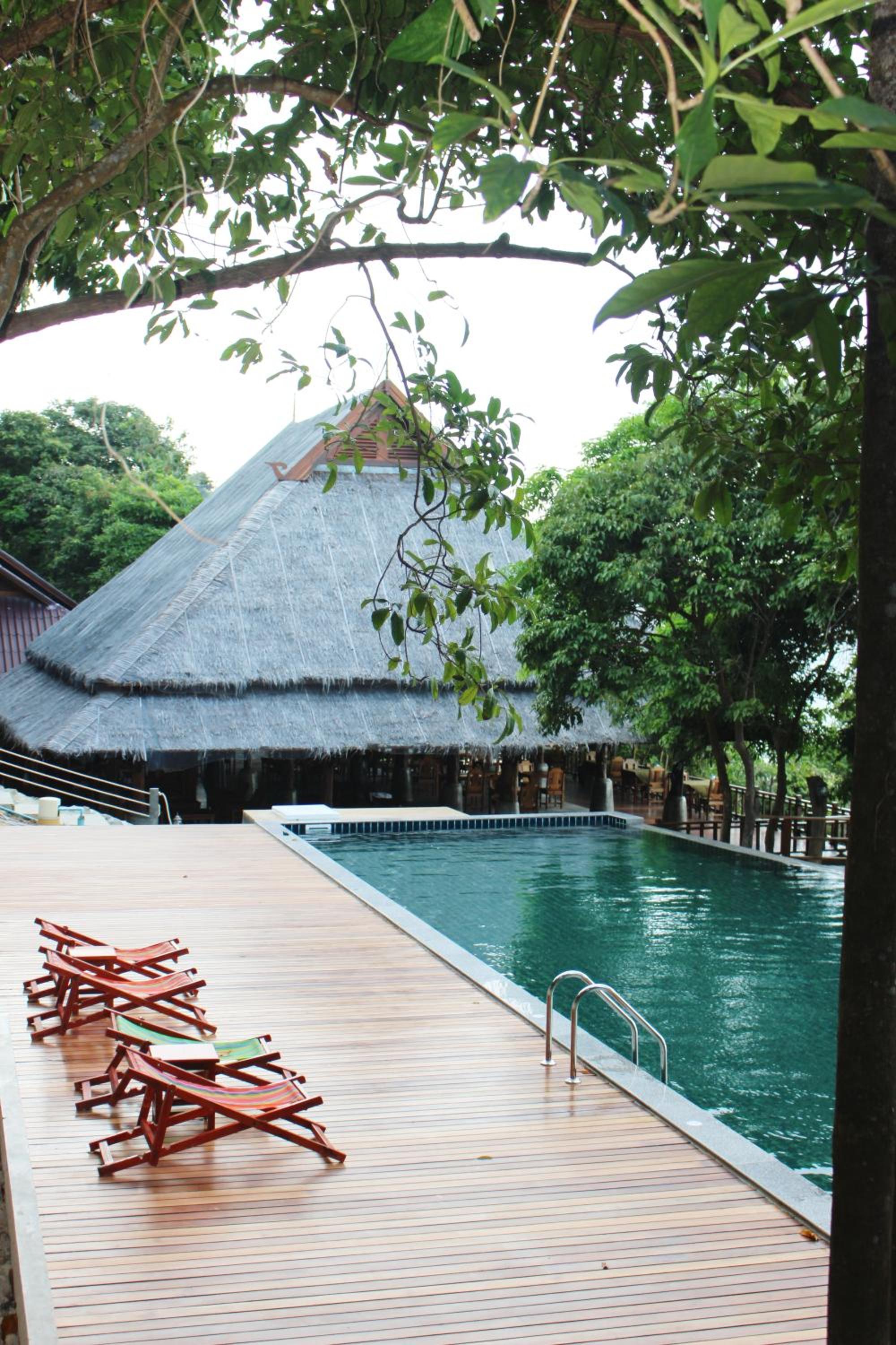 Phi Phi Phu Chalet Resort
