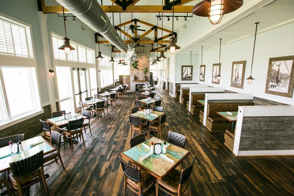 The Beach Club at Charleston Harbor Resort and Marina - Image 3