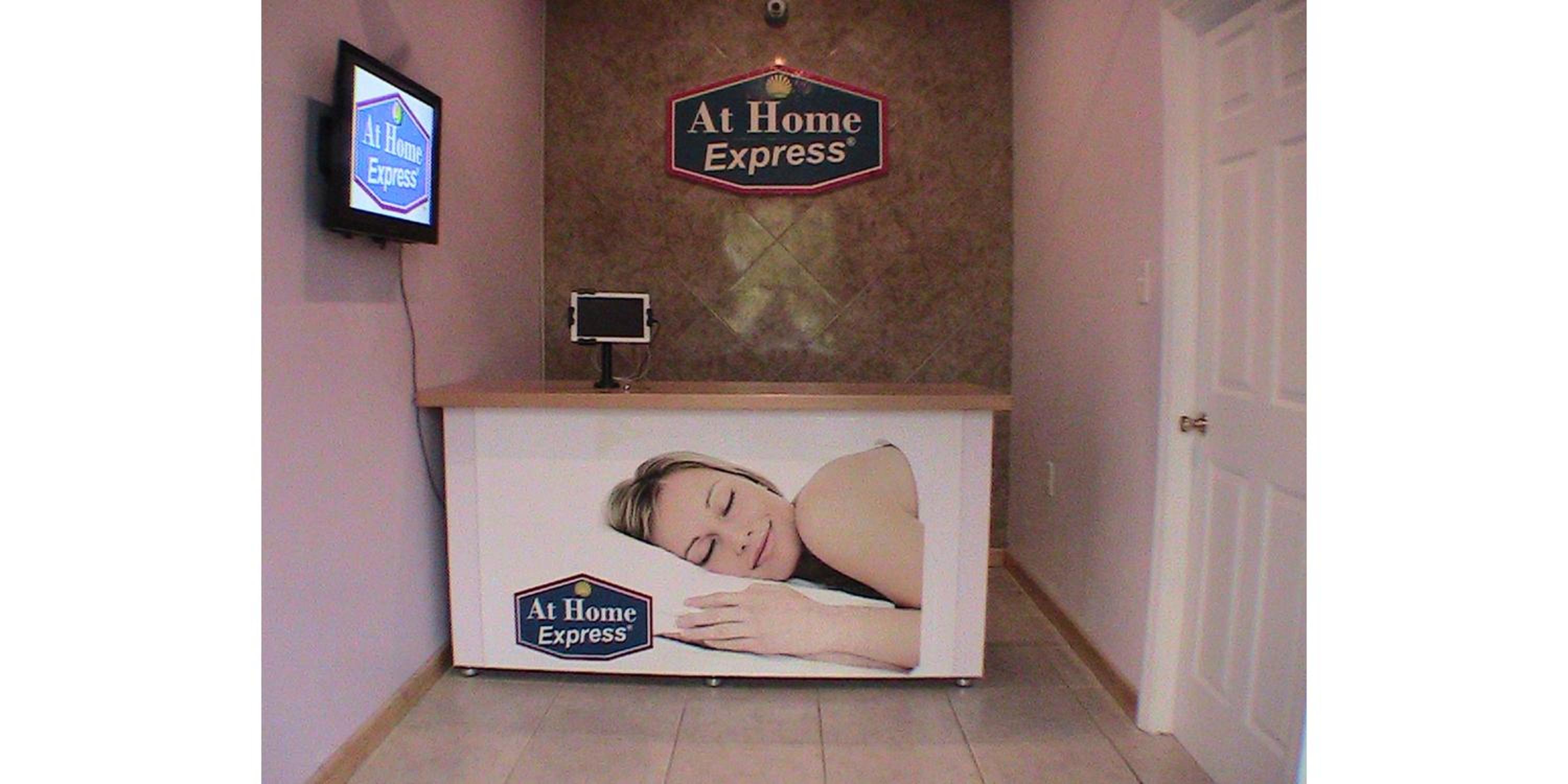 At Home Express Tangerine Inn