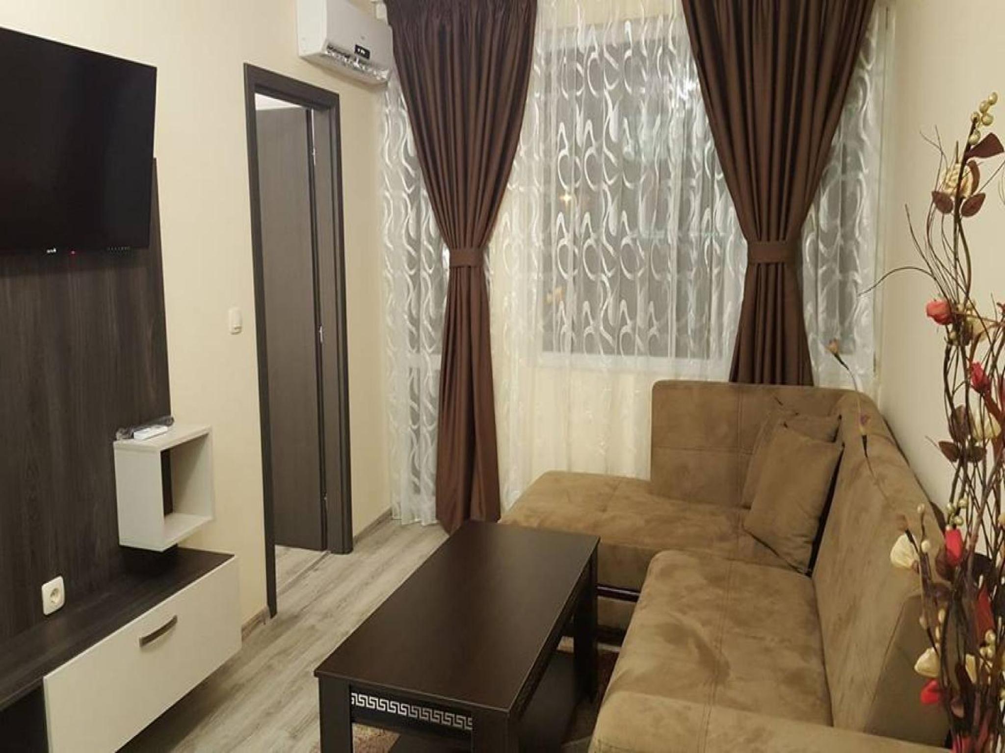 Ayberk Apart Sandanski view 4