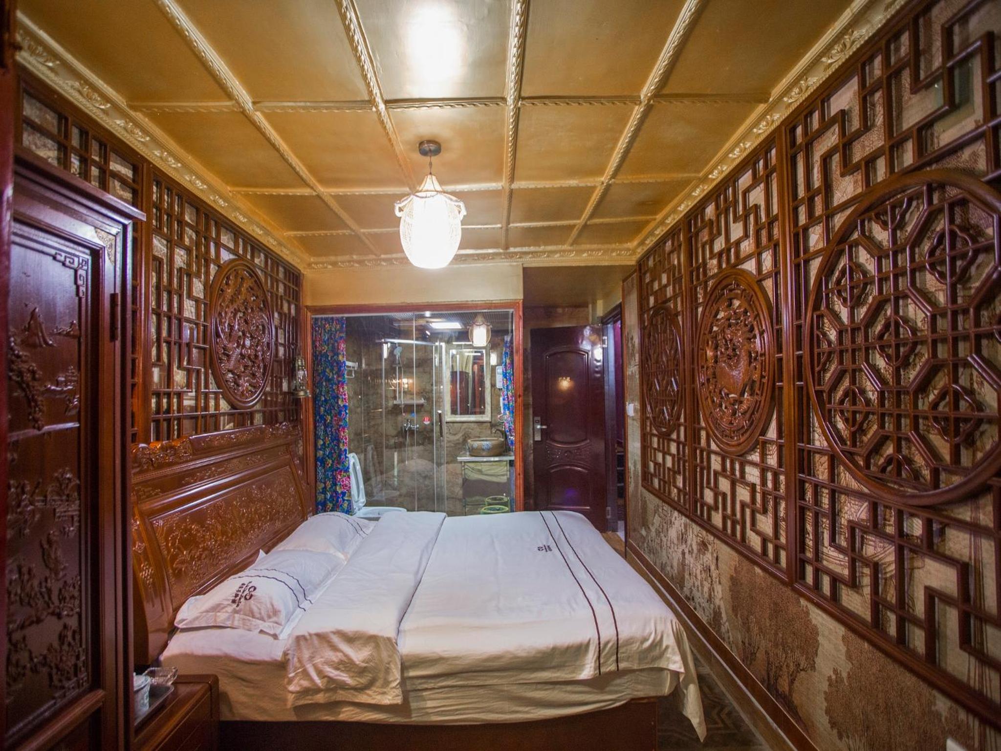 LQJ Riverside Guest House