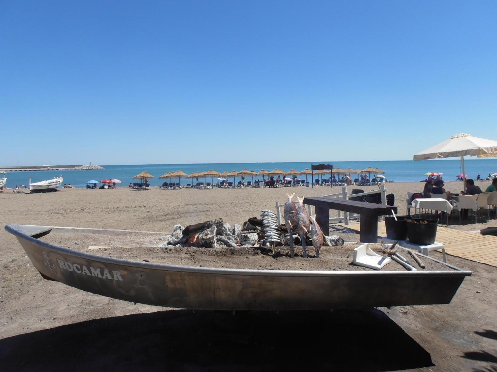 CITY CENTER NEXT TO THE BEACH 2 BEDROOMs APARTMENT