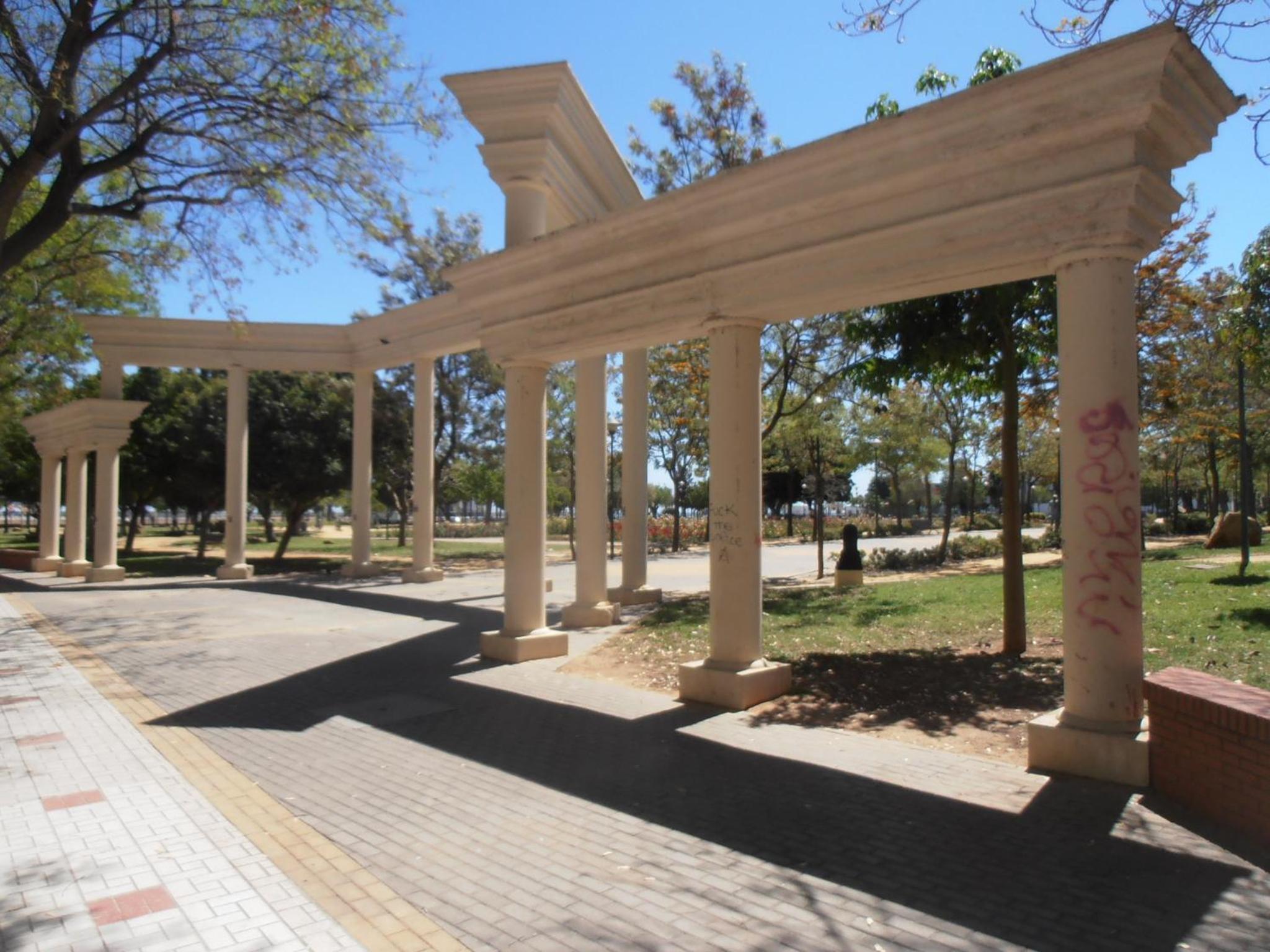 CITY CENTER NEXT TO THE BEACH 2 BEDROOMs APARTMENT