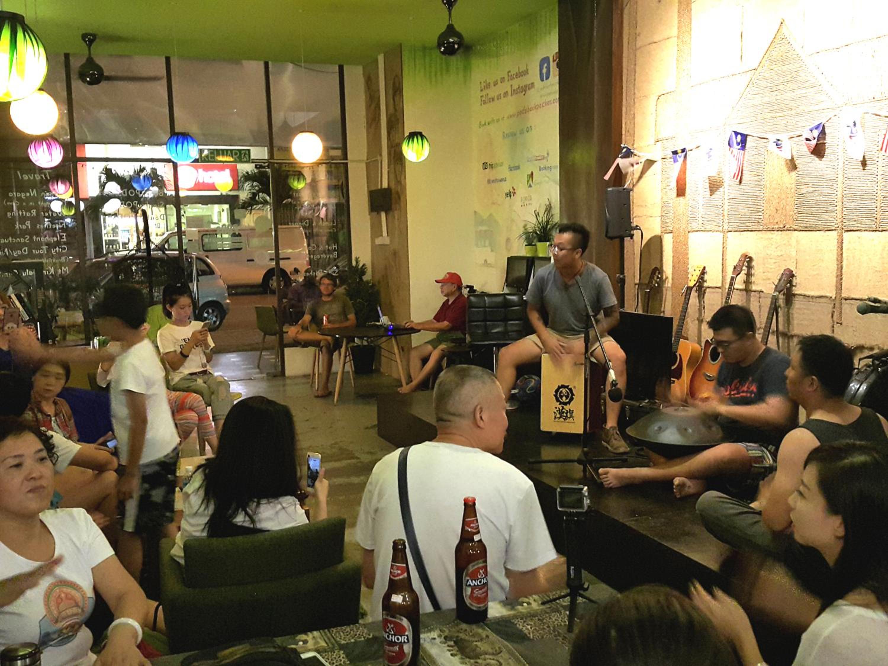 PODs The Backpackers Home & Cafe, Kuala Lumpur