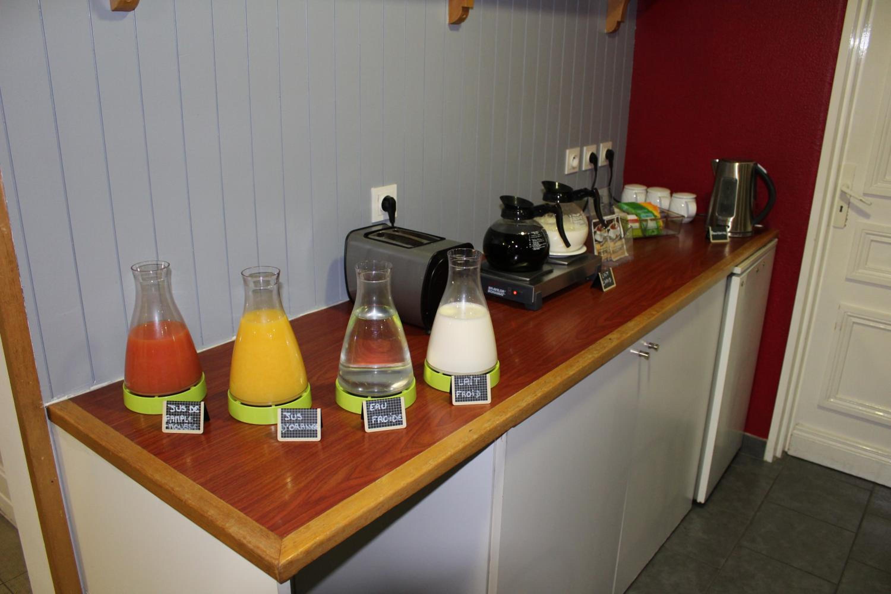 Chambray-les-Tours Vacations - Fasthotel Tours Sud - Property Image 2