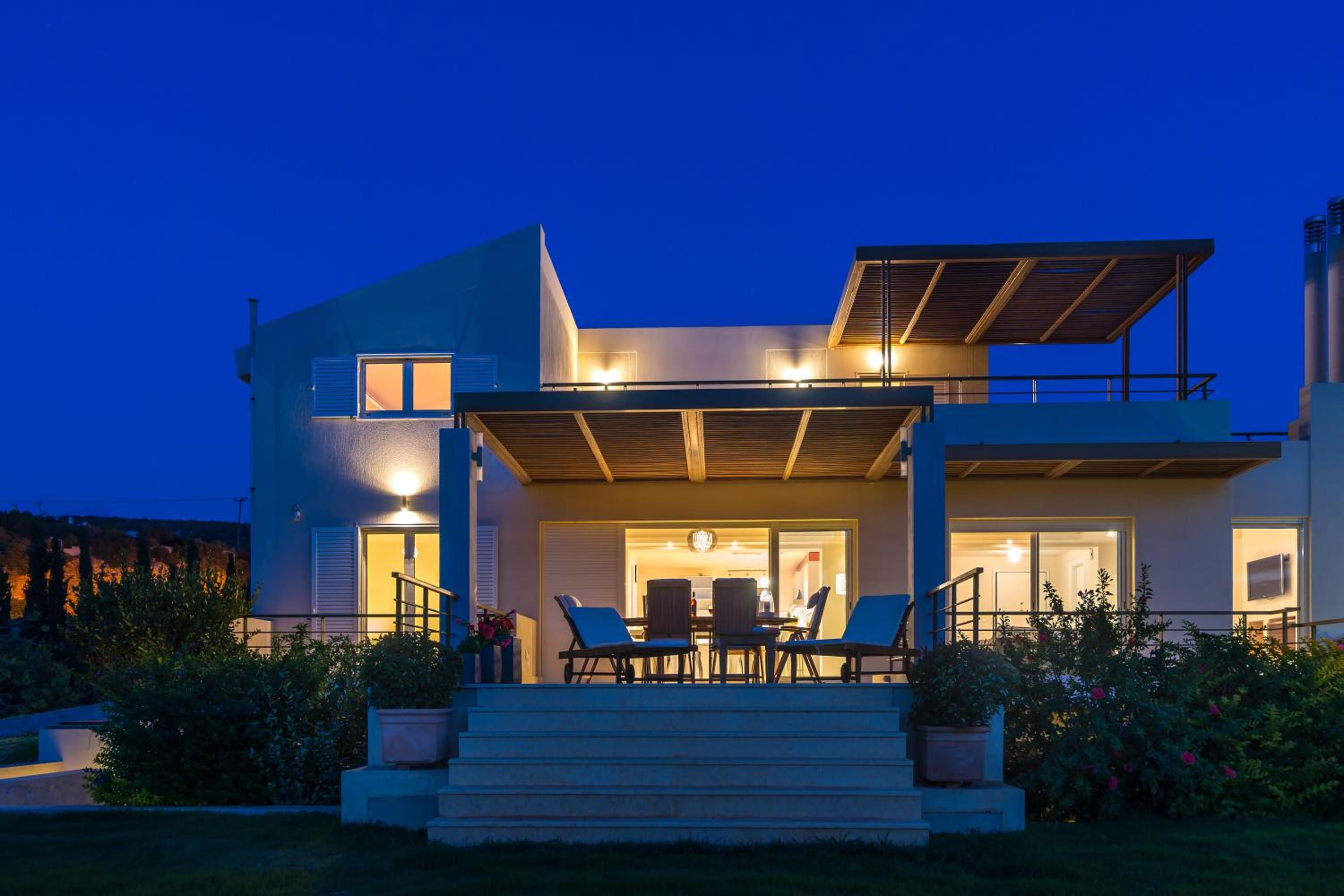 Legrena Beach Villa photo 2
