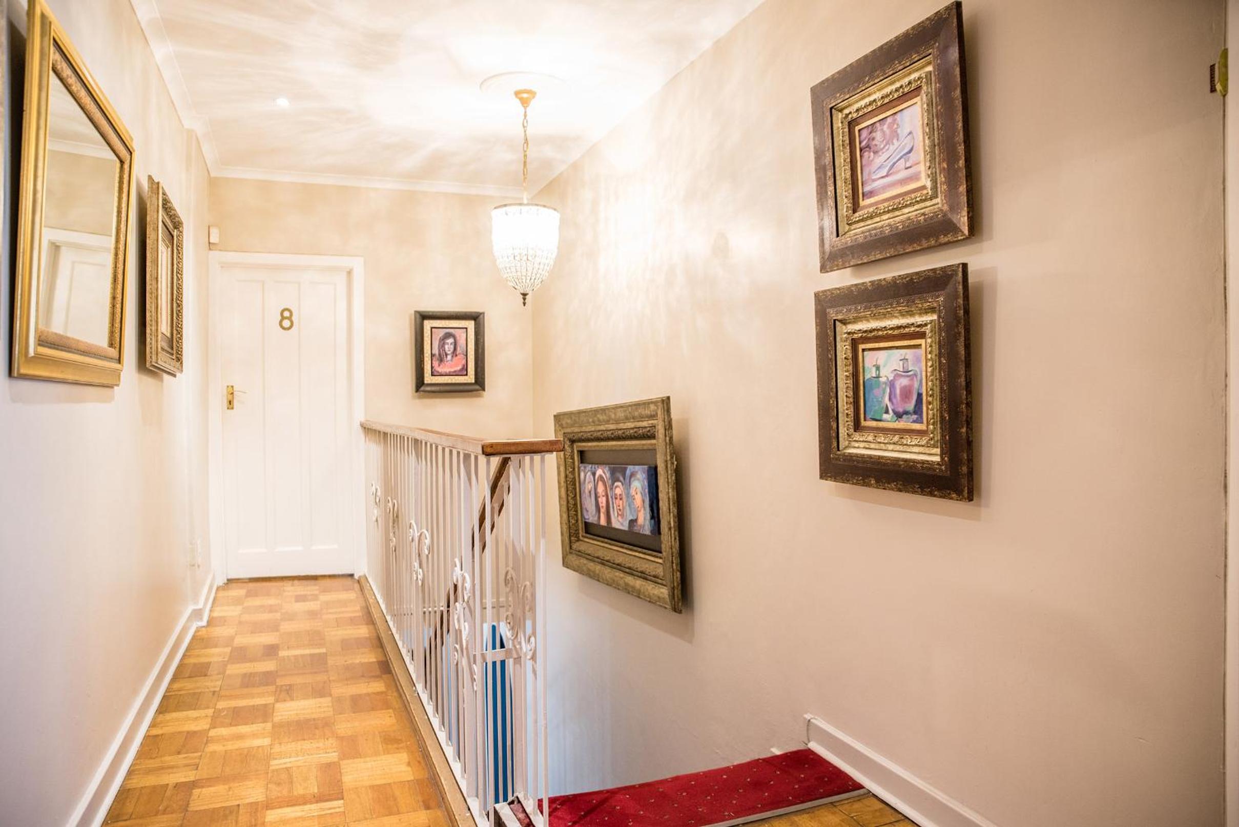 5th Avenue Gooseberry Guest House