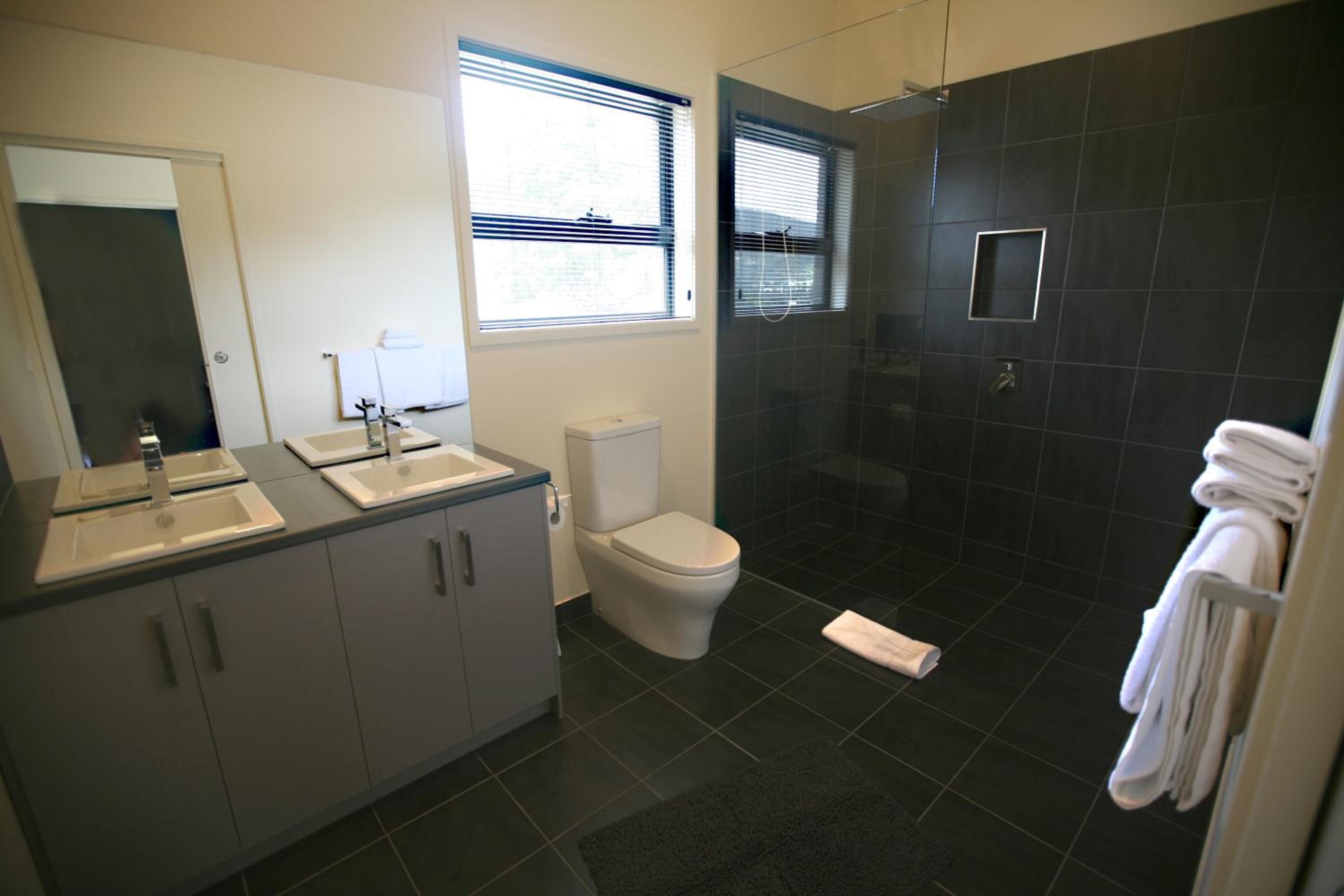 New Norfolk Holiday Apartments