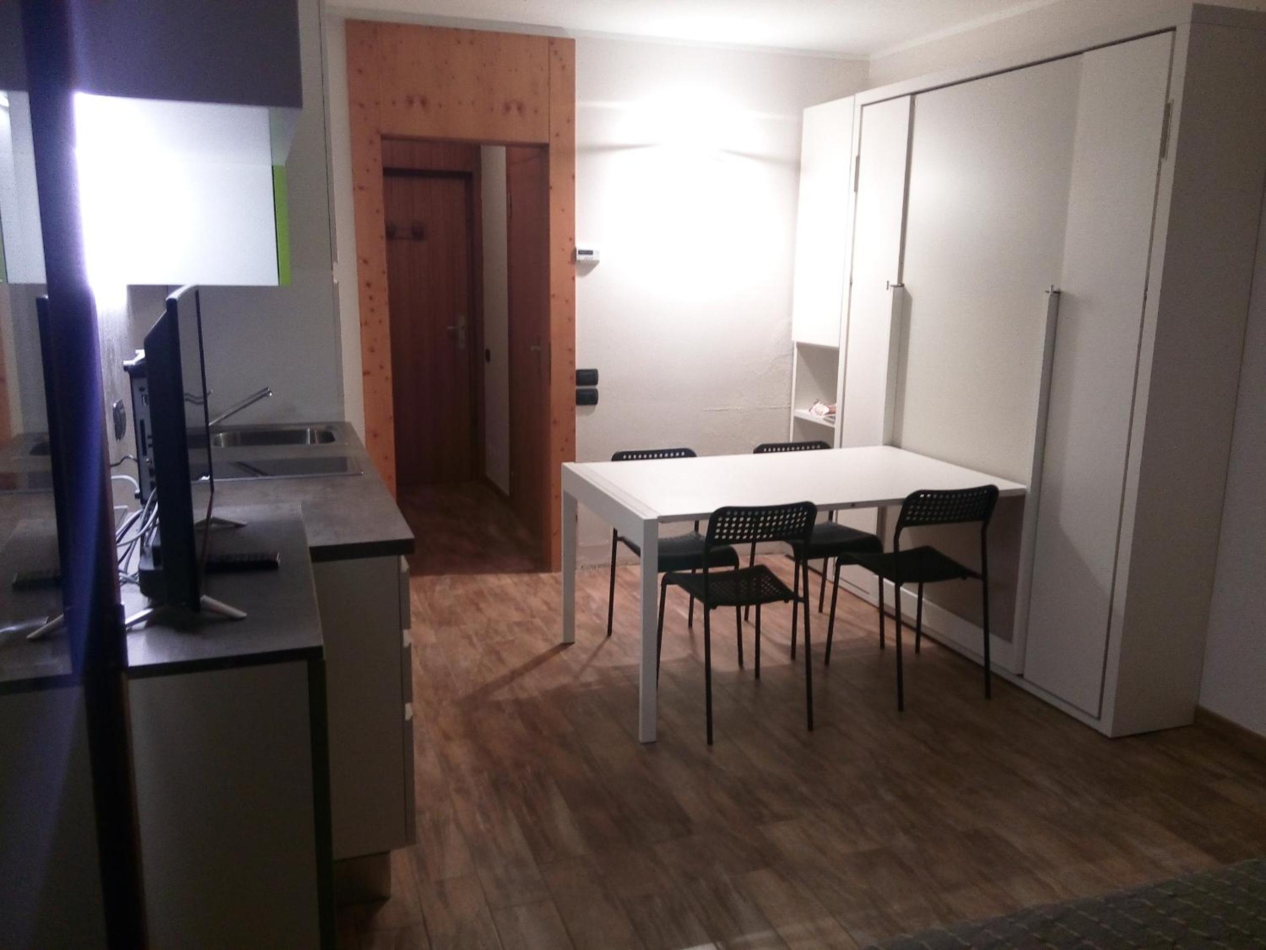 Cielo Alto Studio Apartment with wifi view 4