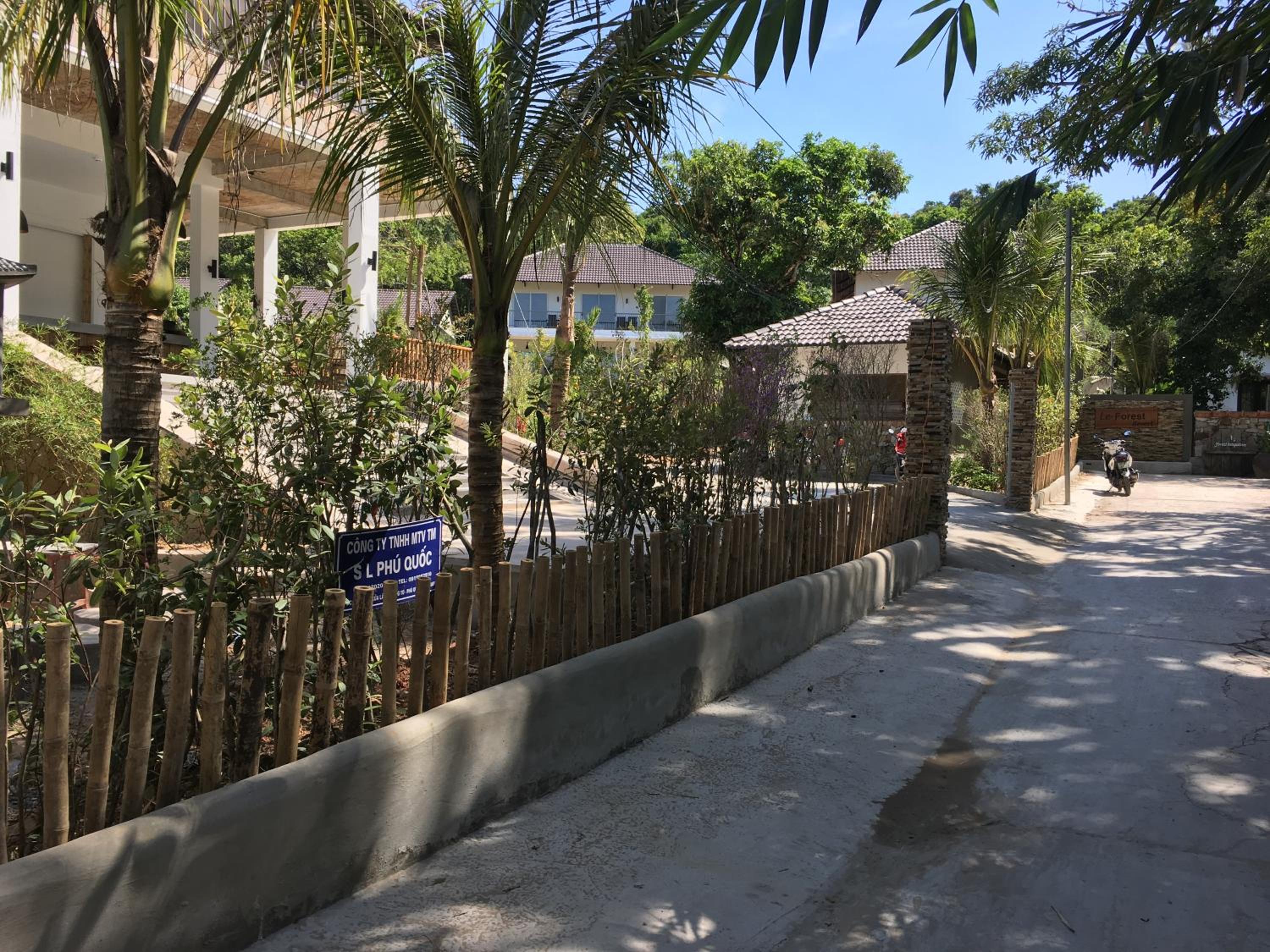 Le Forest Resort