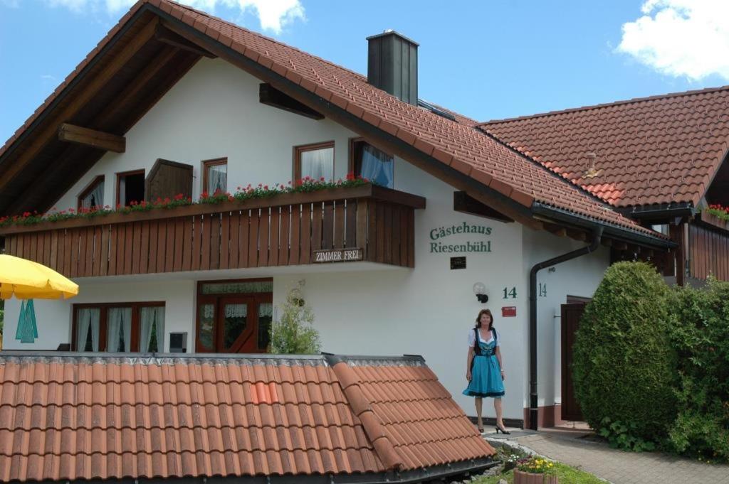 Hotel Gästehaus RIESENBÜHL - Image 1