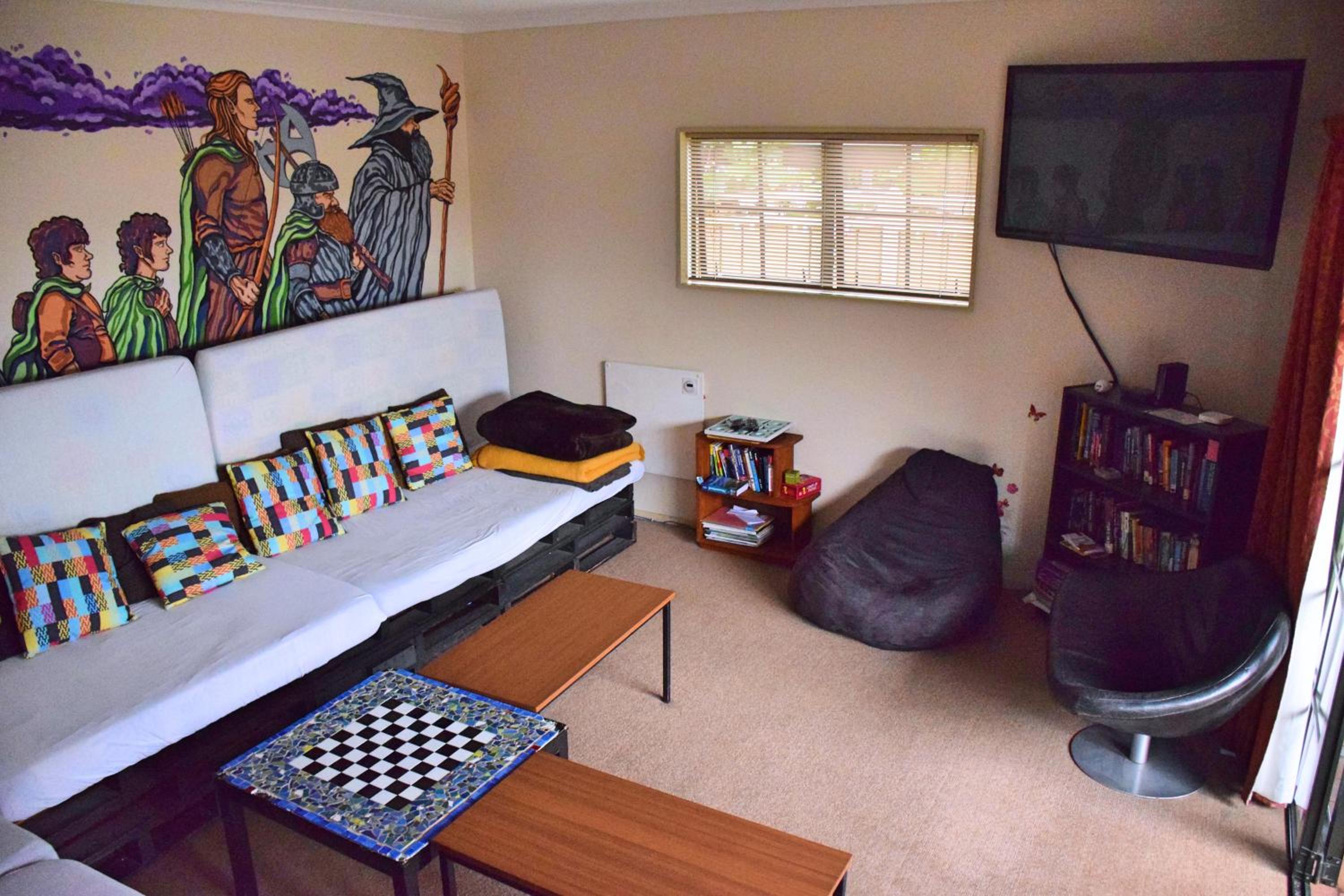 The Prince Albert Backpackers & Bar