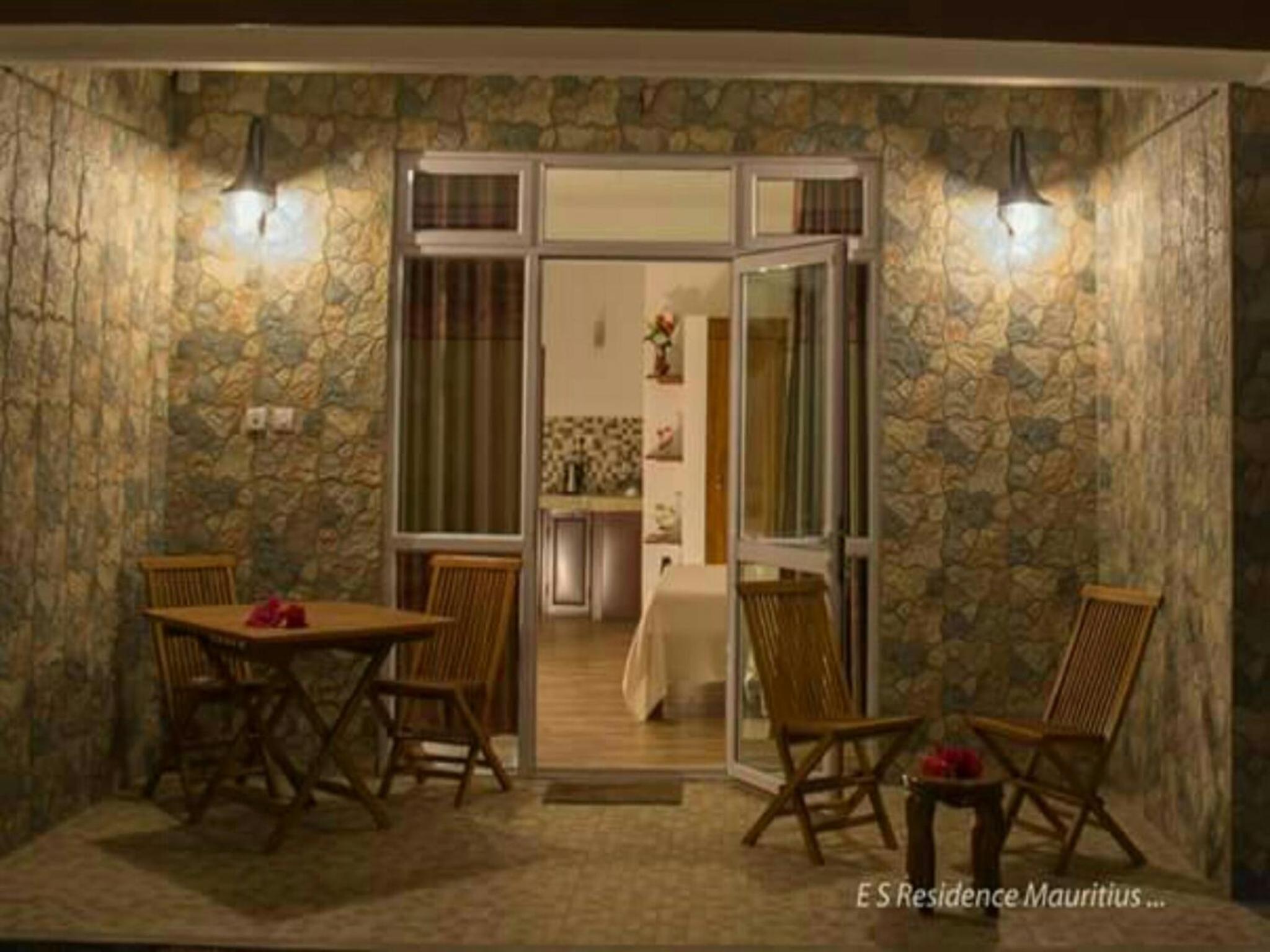 Easy Stay Residence