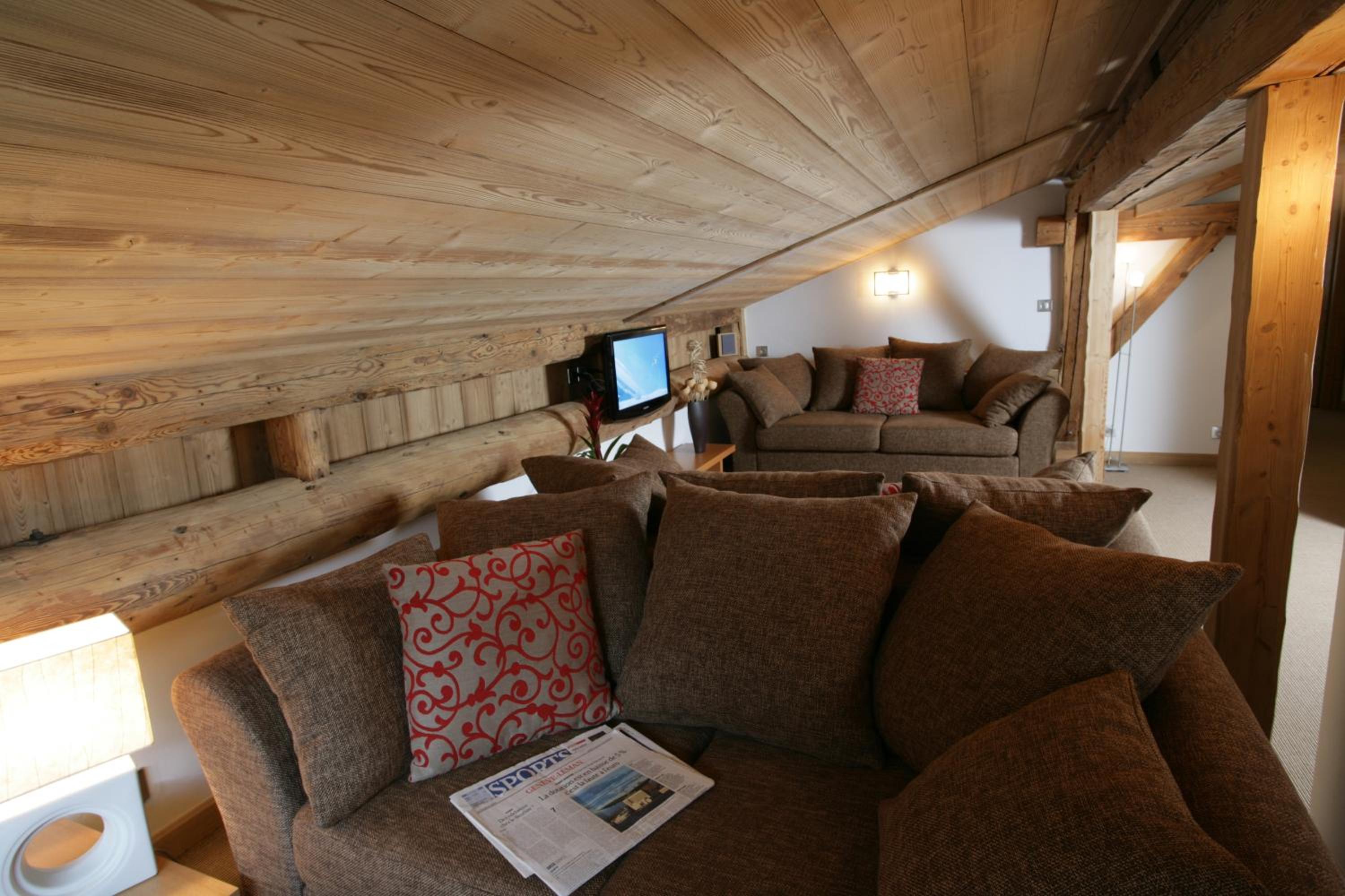 La Grange De L'Aiguille view 4
