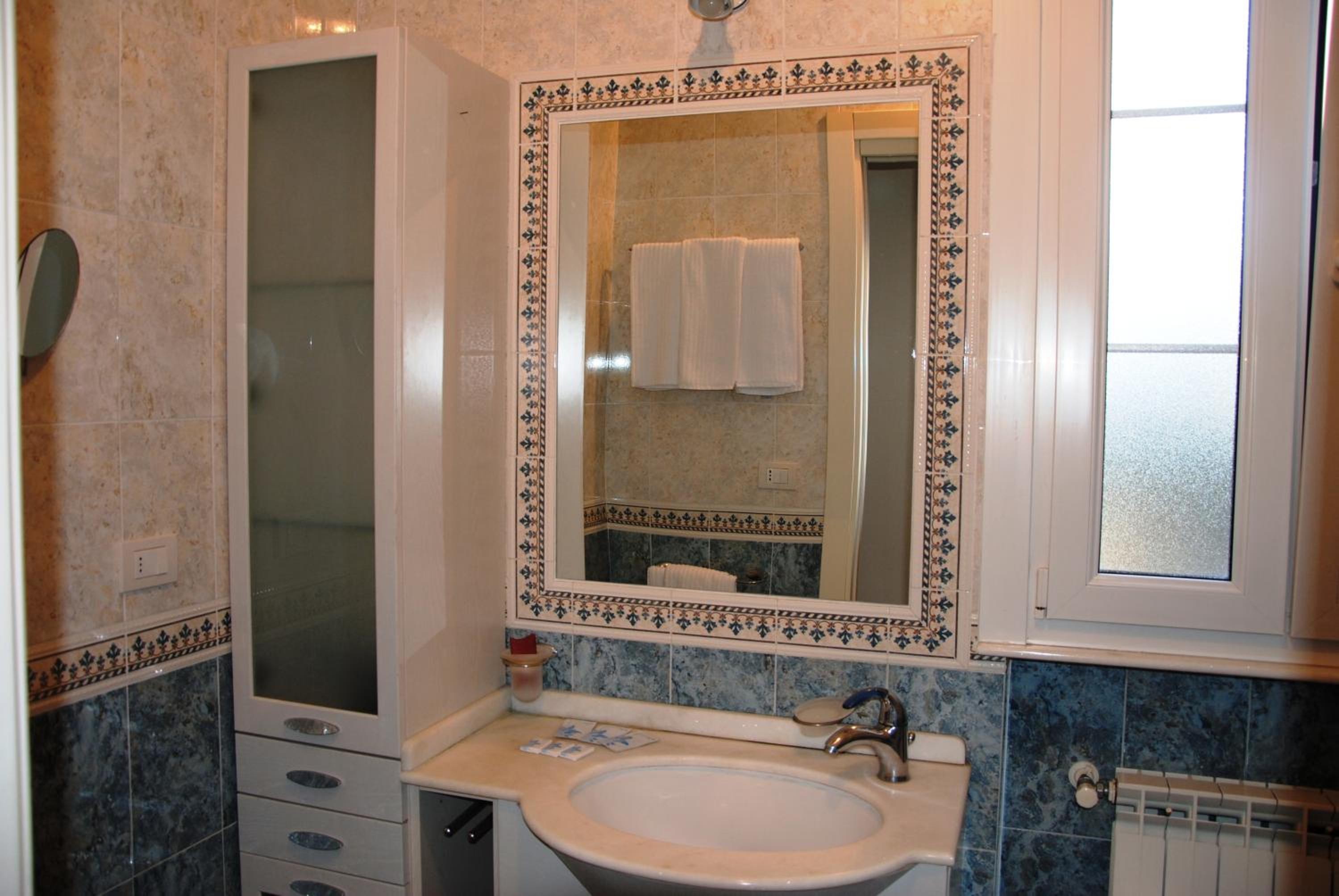 Viareggio Vacations - Stella Beach Apartment - Property Image 8