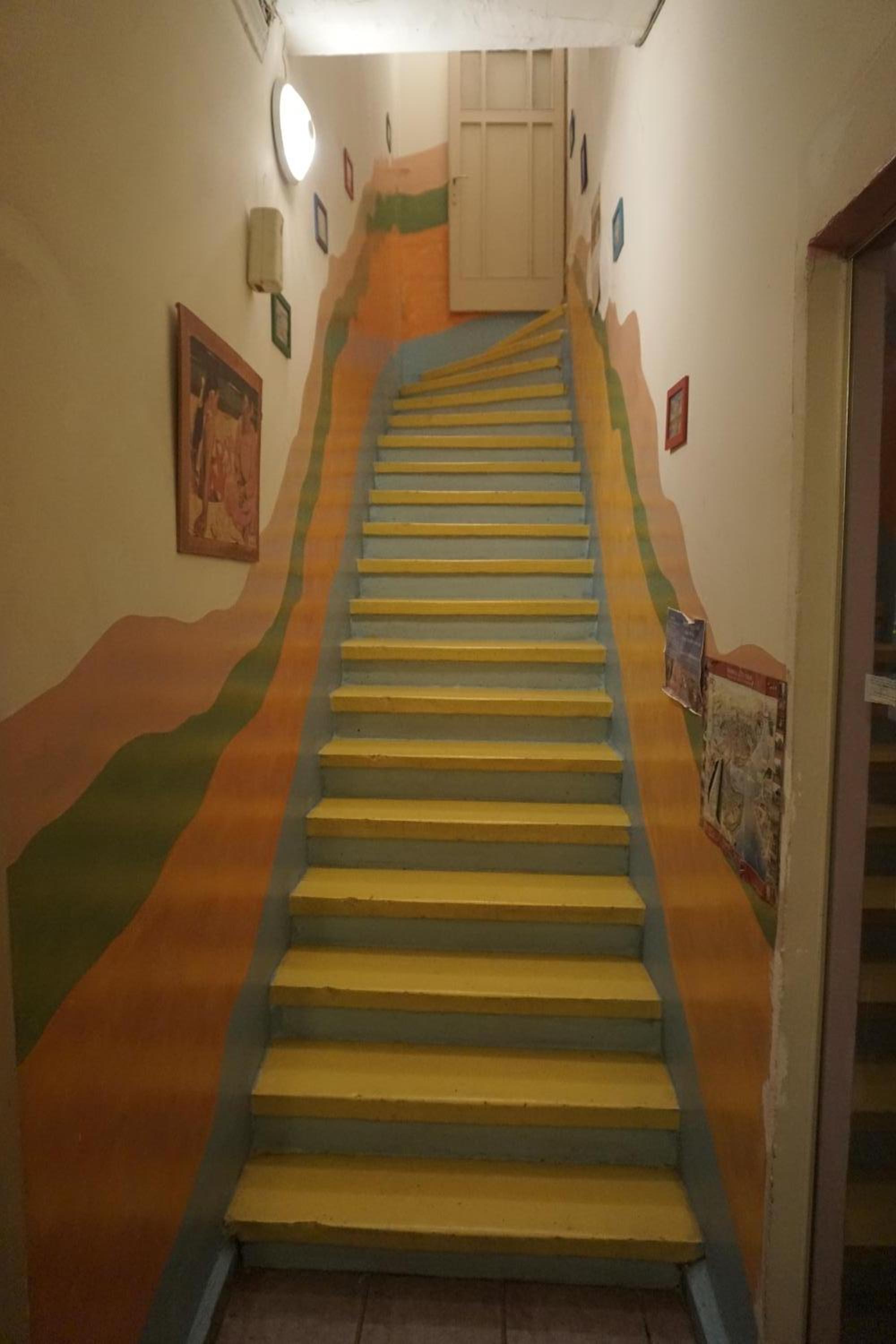 Chillout Lya Yurt & Lounge - Image 25