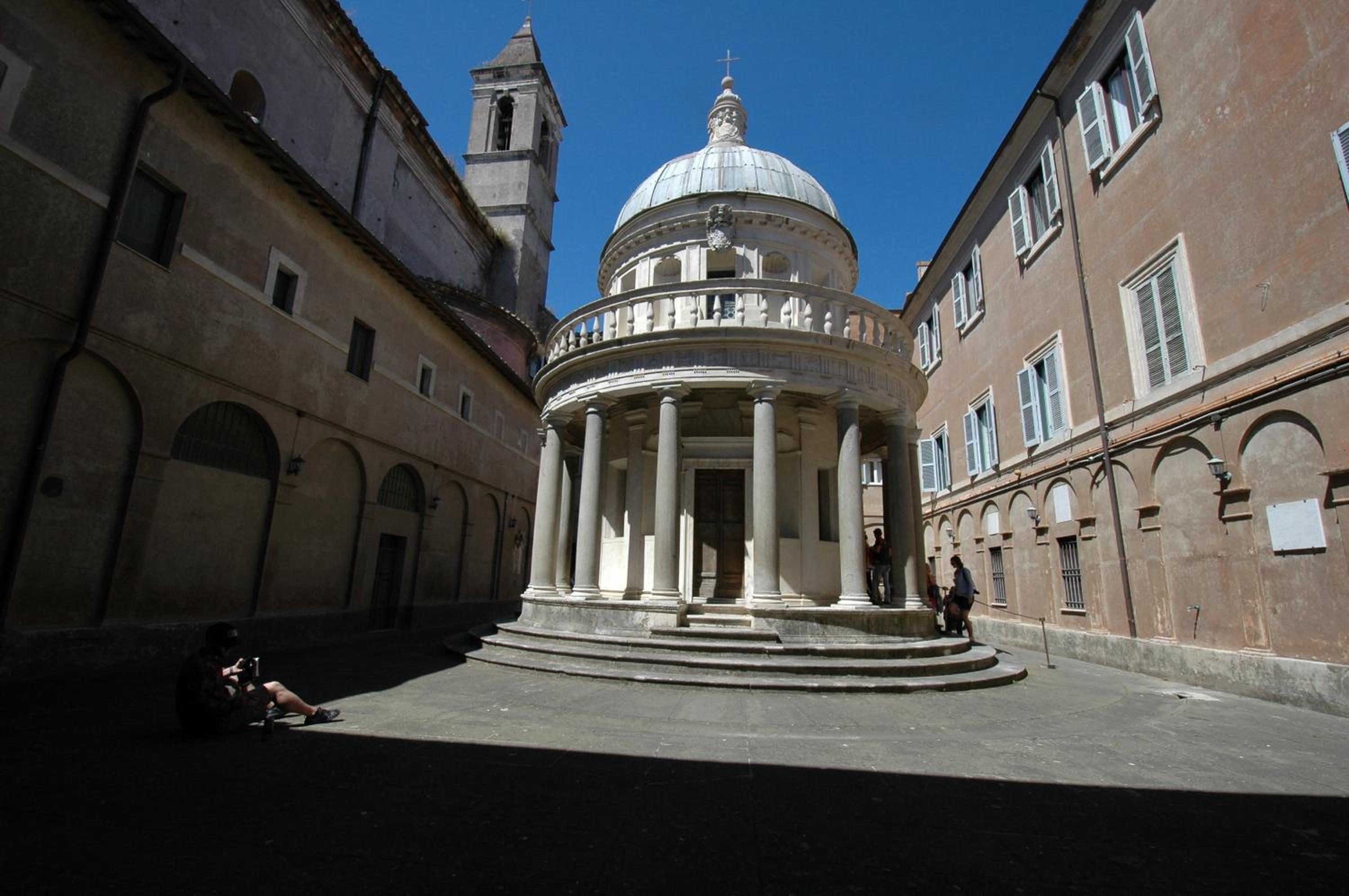 HISTORICAL CENTER ROME NAVONA AC 2 ROOMS HOLY DOOR VATICAN 5 MINUTES ON WALk