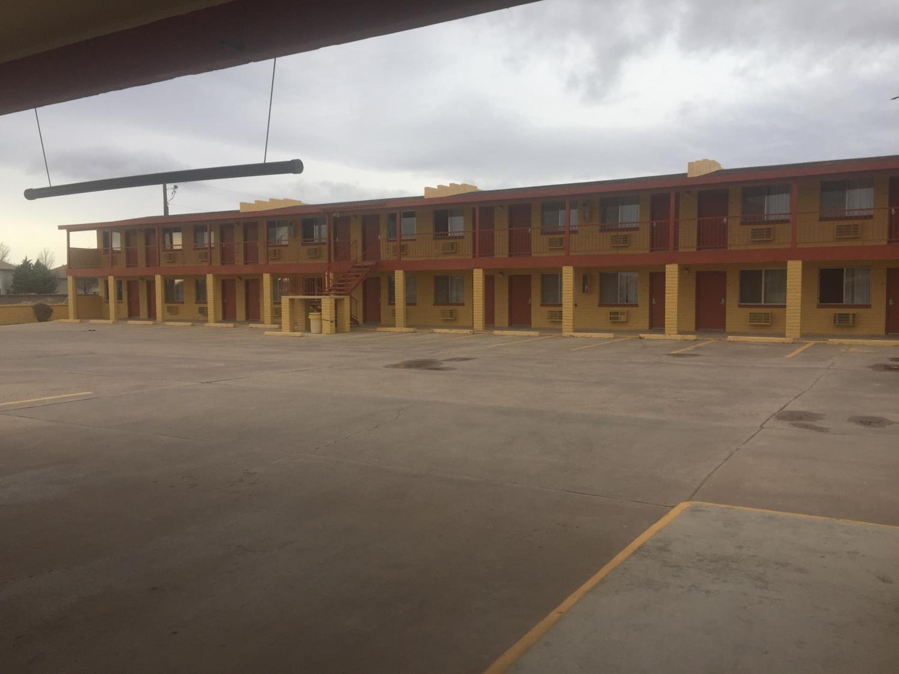 Holbrook Vacations - Econo Lodge I-40 Exit 286-Holbrook Holbrook - Property Image 4
