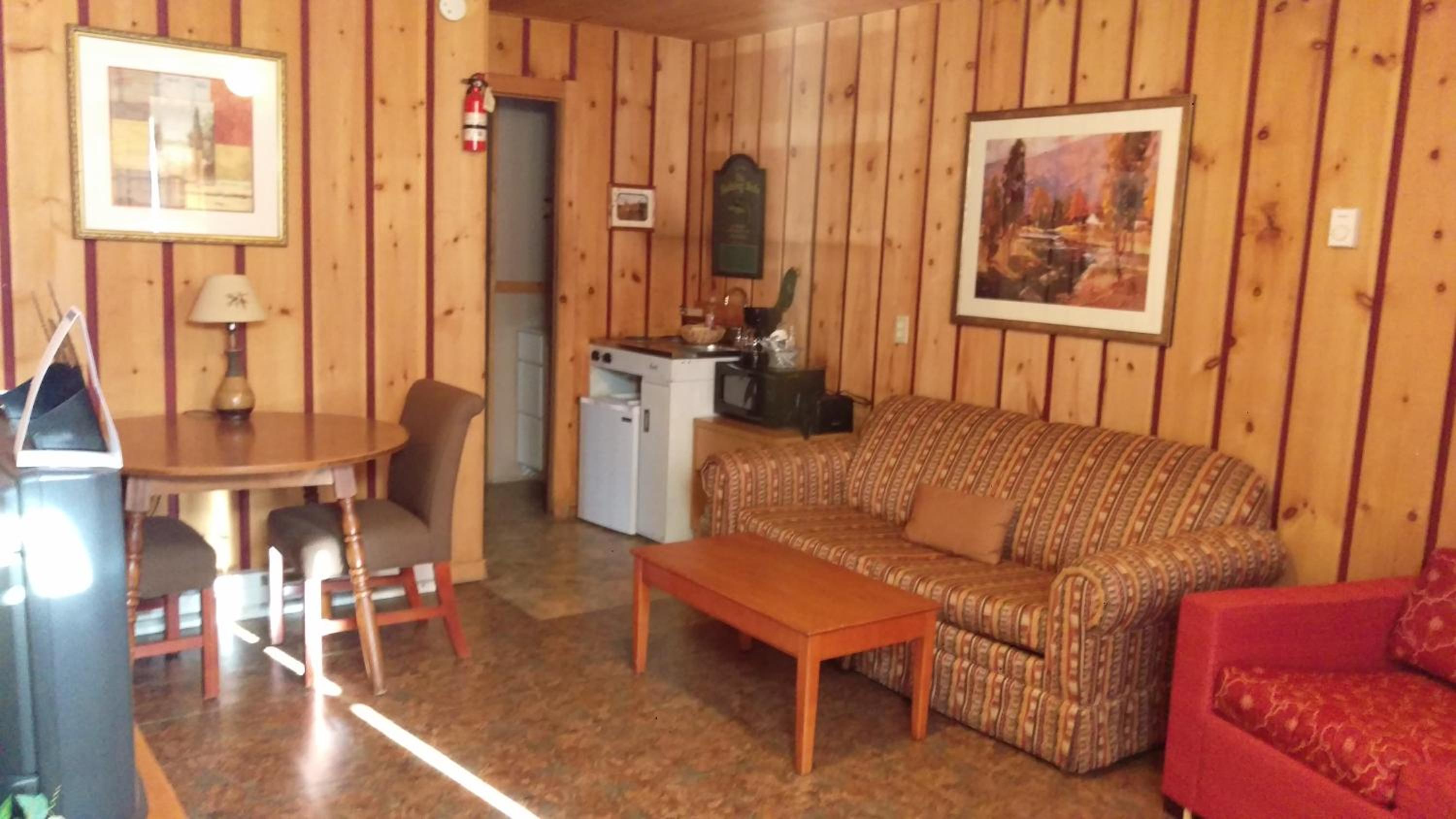 Alpine Motel view 5