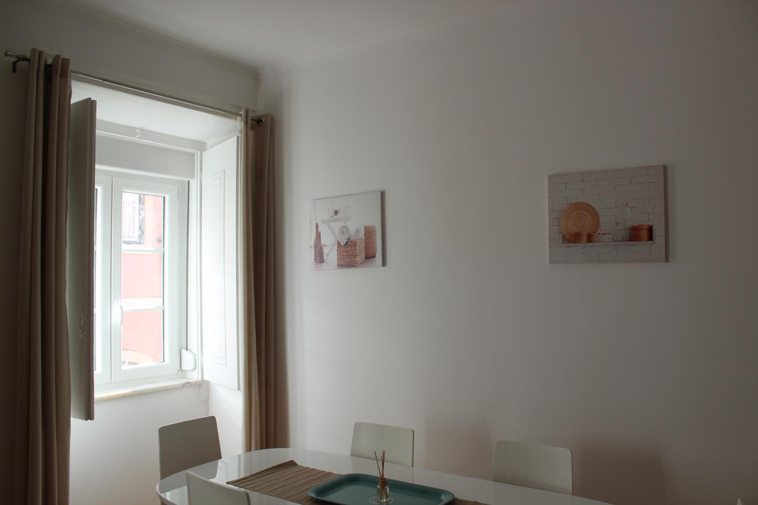 FADO Bairro Alto - SSs Apartments