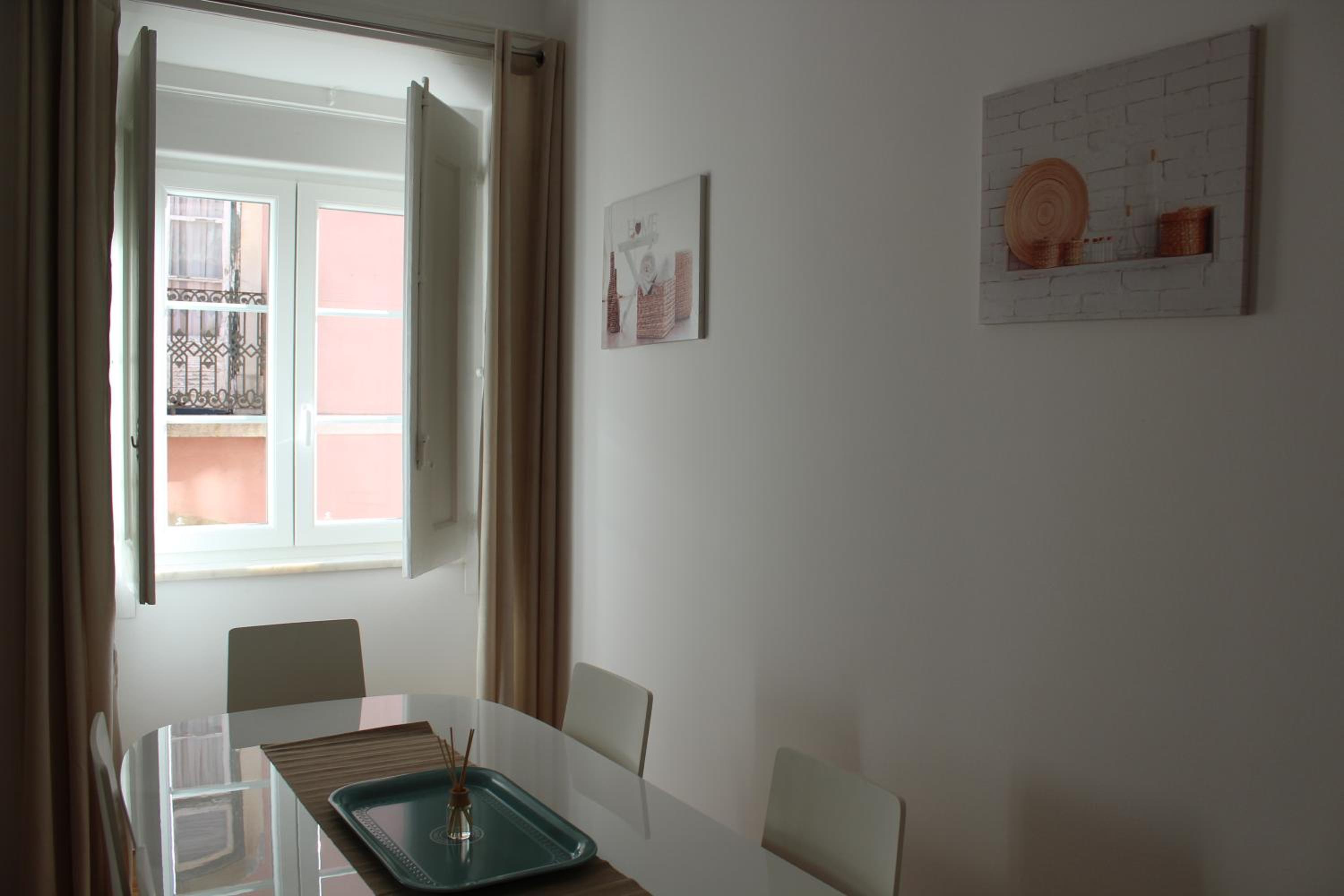 FADO Bairro Alto - SSs Apartments