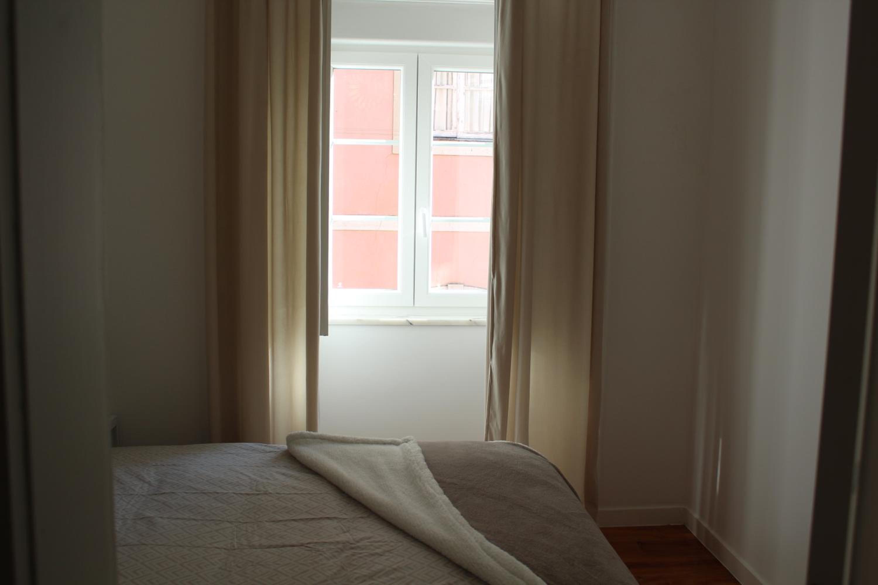 FADO Bairro Alto - SSs Apartments