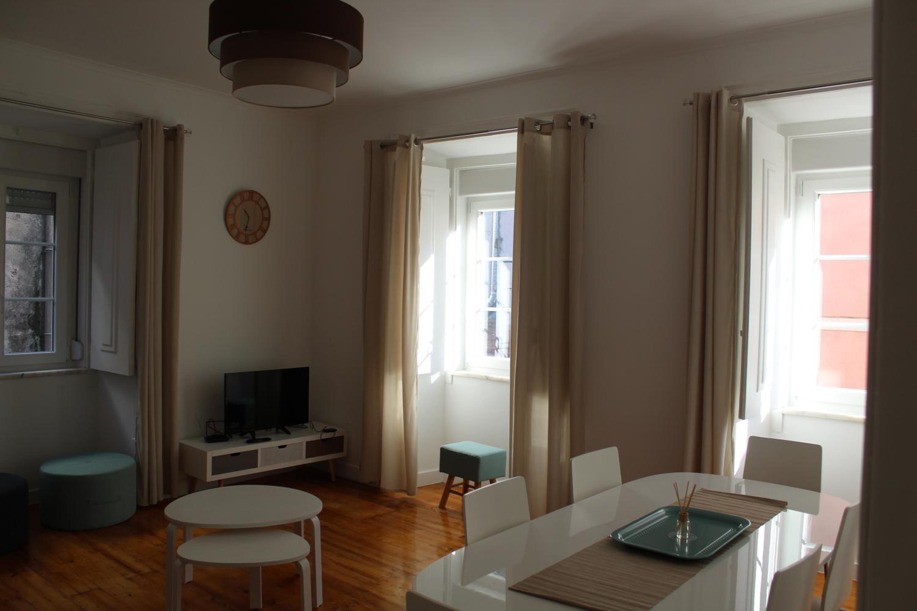 FADO Bairro Alto - SSs Apartments
