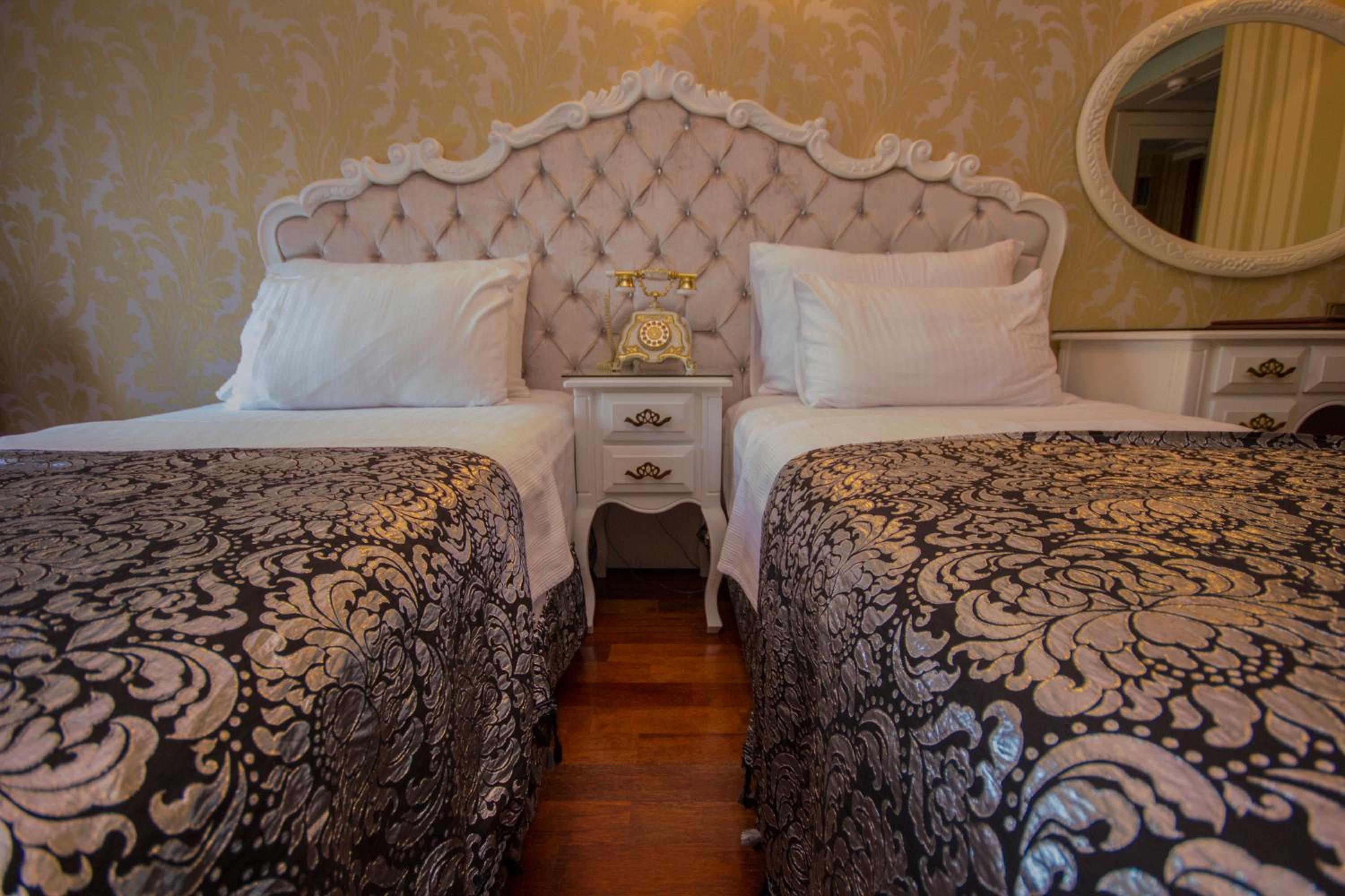 Deluxe Golden Horn Sultanahmet Hotel - Image 50