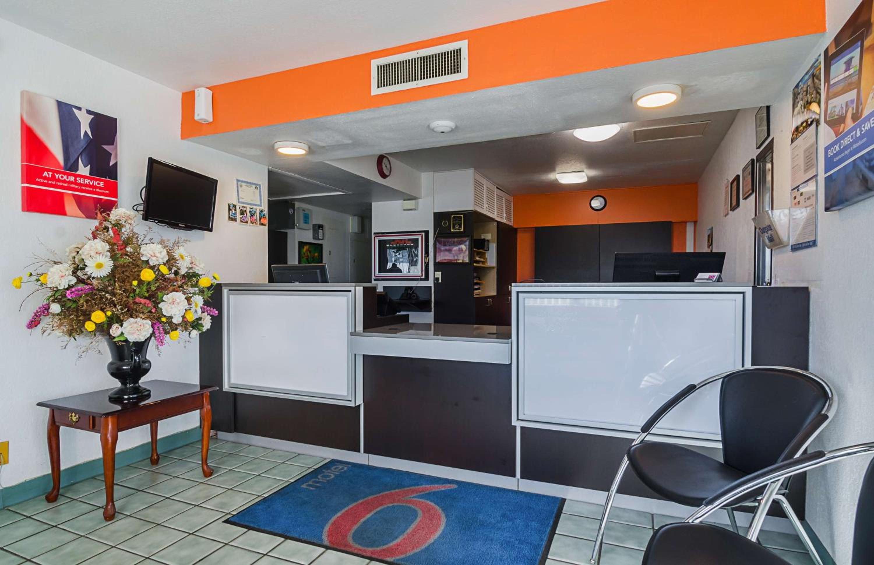 Motel 6-Mitchell, SD