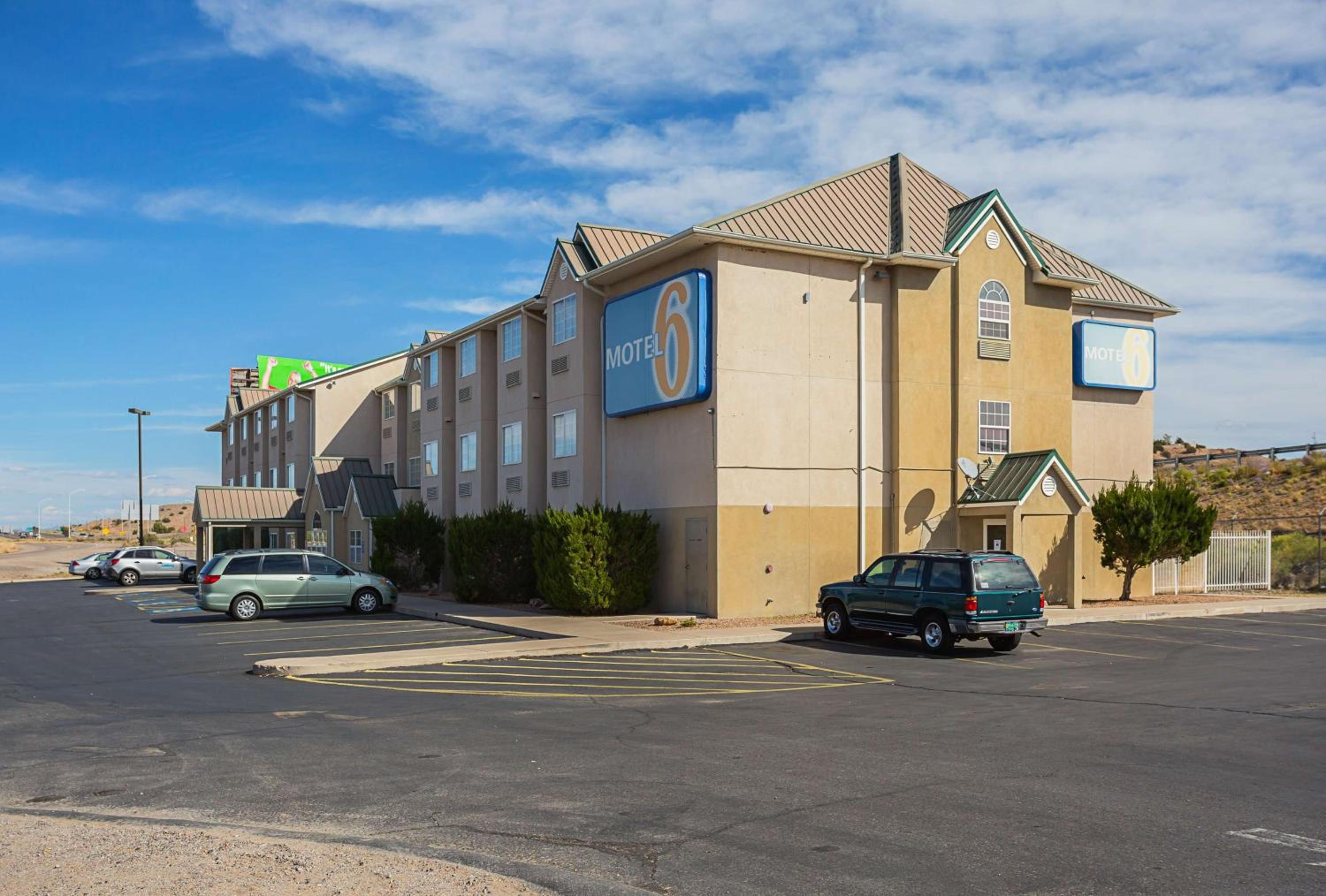 Motel 6-Bernalillo, NM view 2