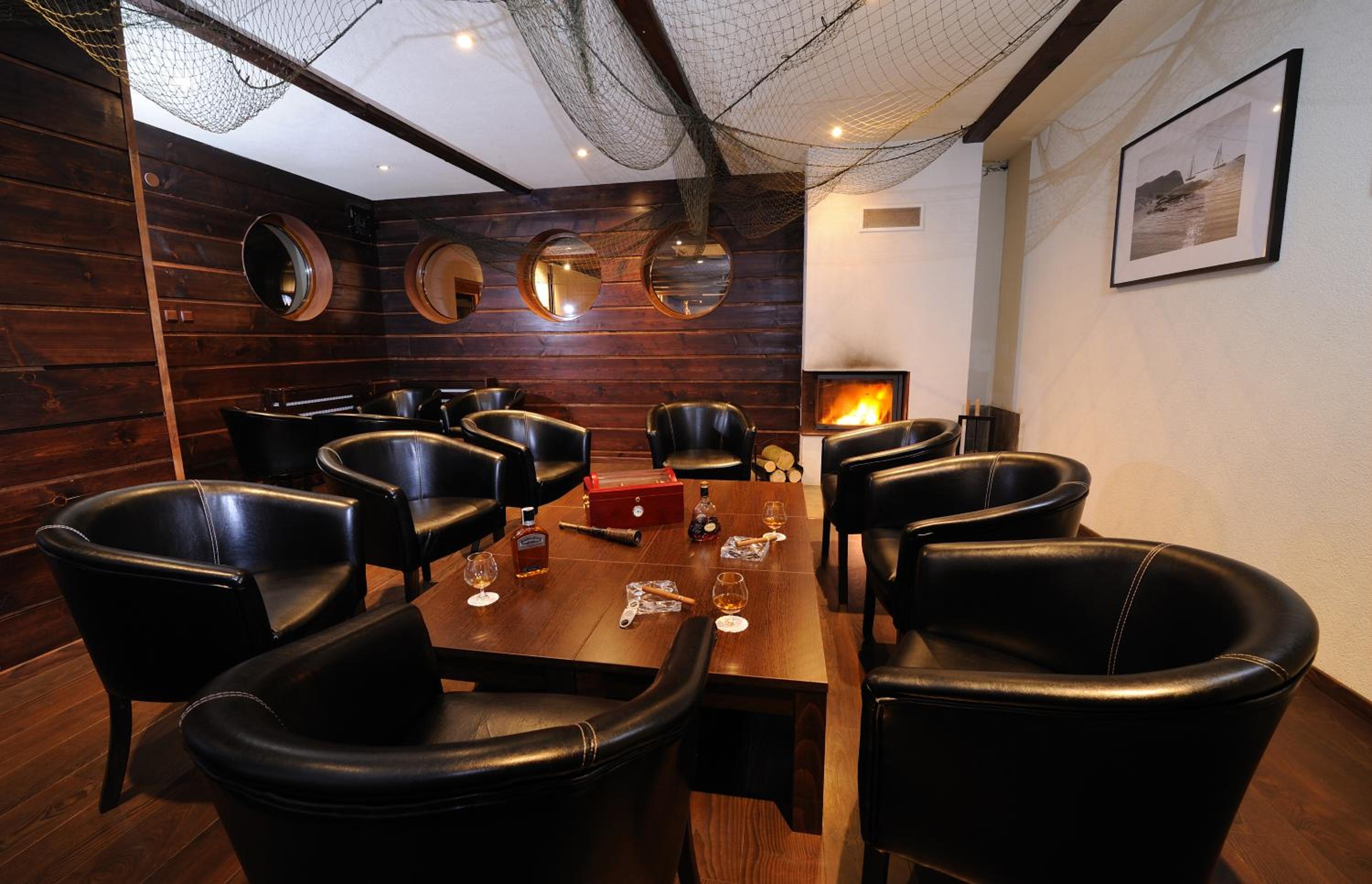 restaurant