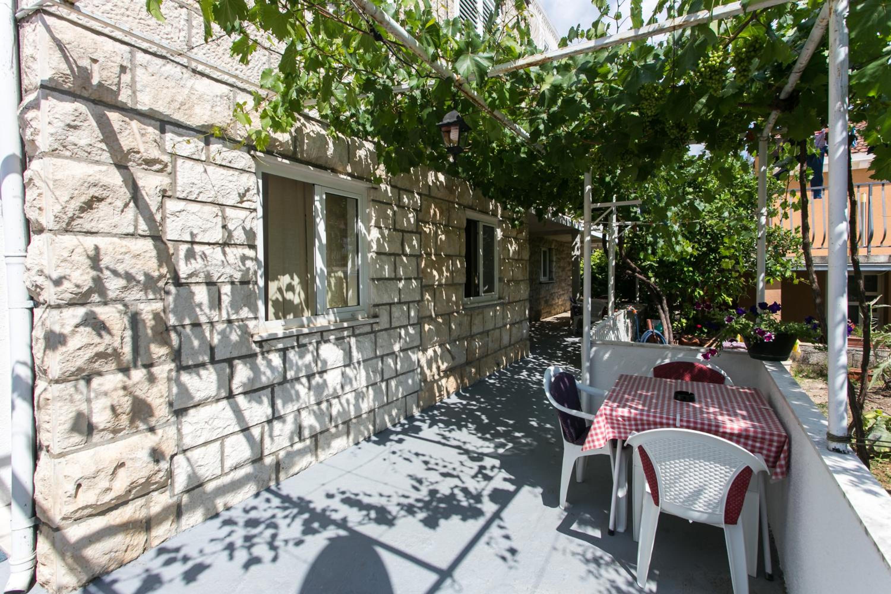 Hrvoje Place Apartments