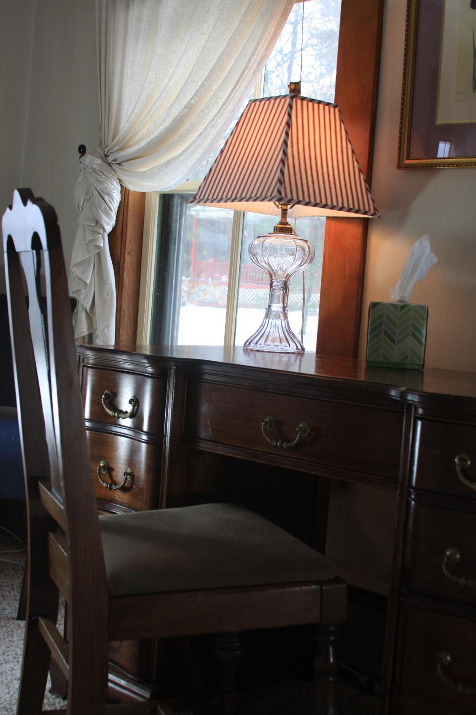 Follansbee Inn