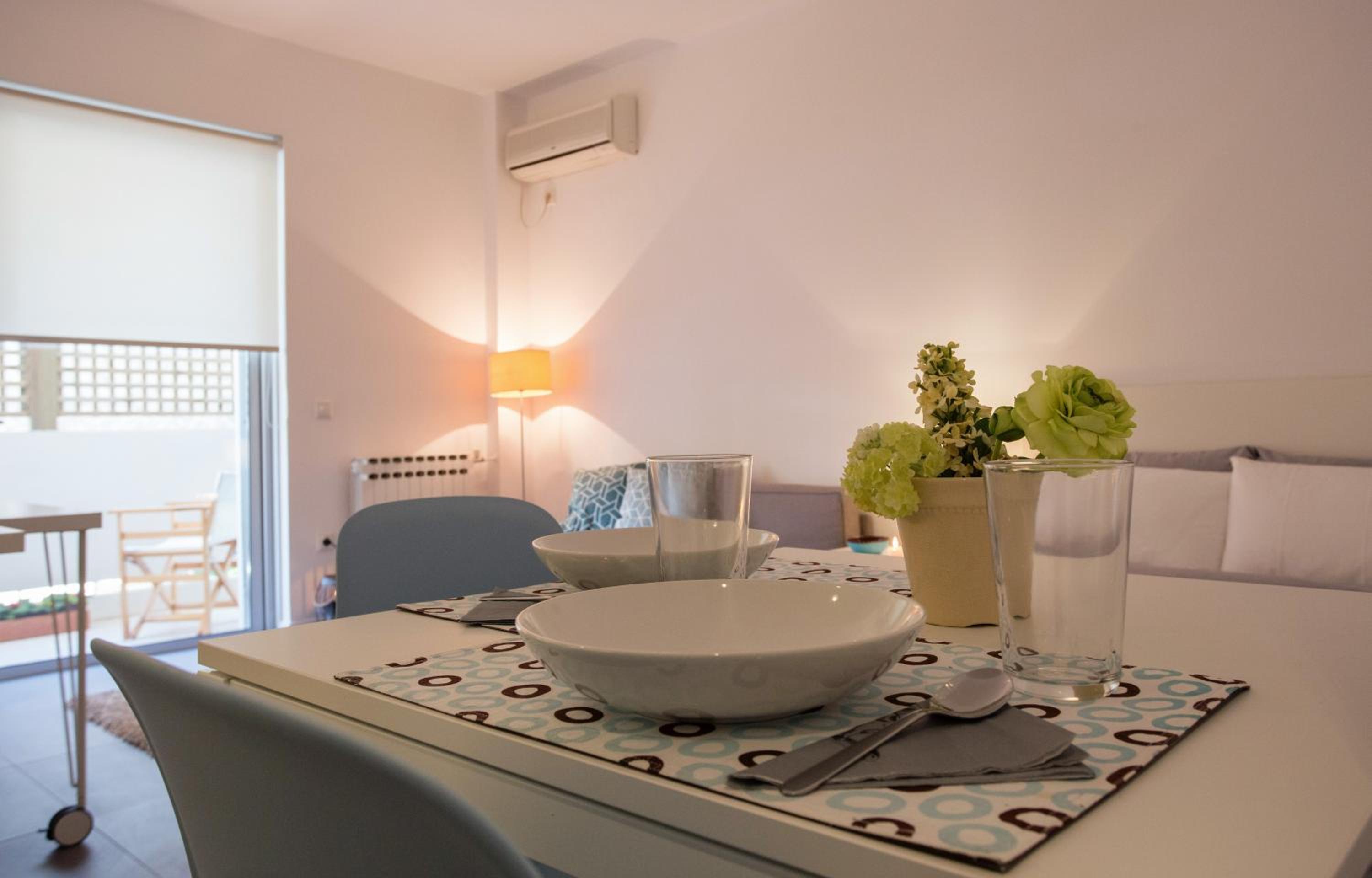 Homz Studios Faliro