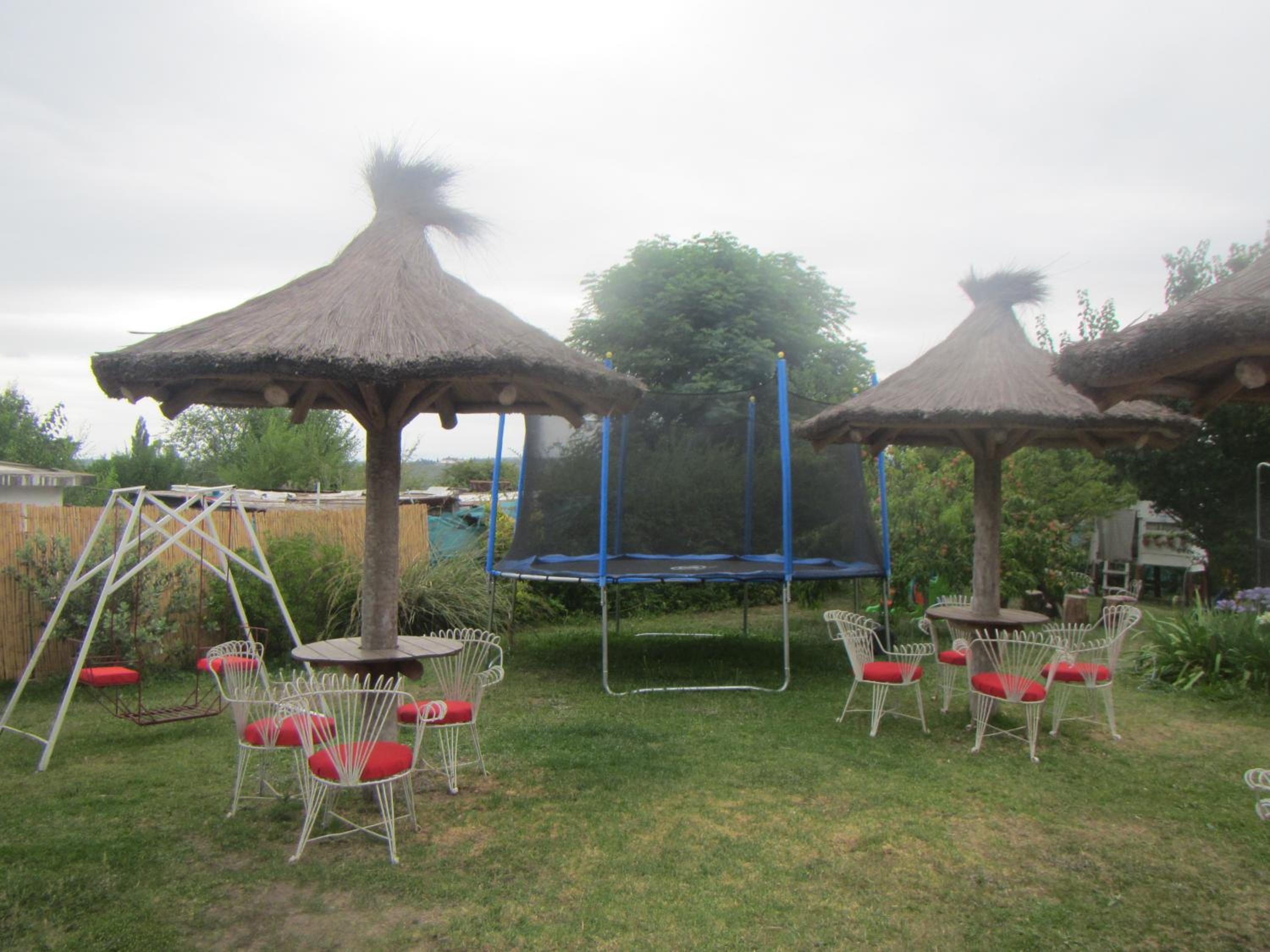 Altos del Pucara Piscina Climatizada vista a las sierras juegos Huerta Orgánica