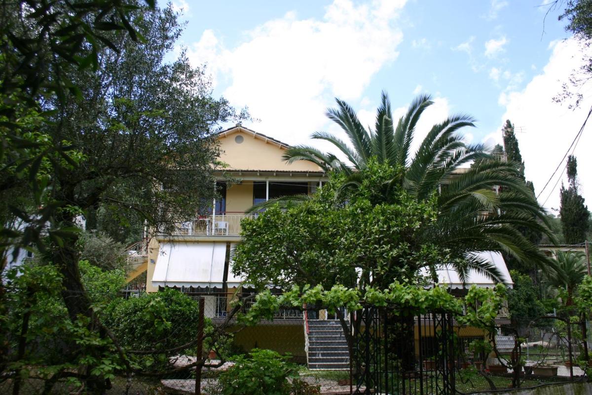Gardelis Gardens