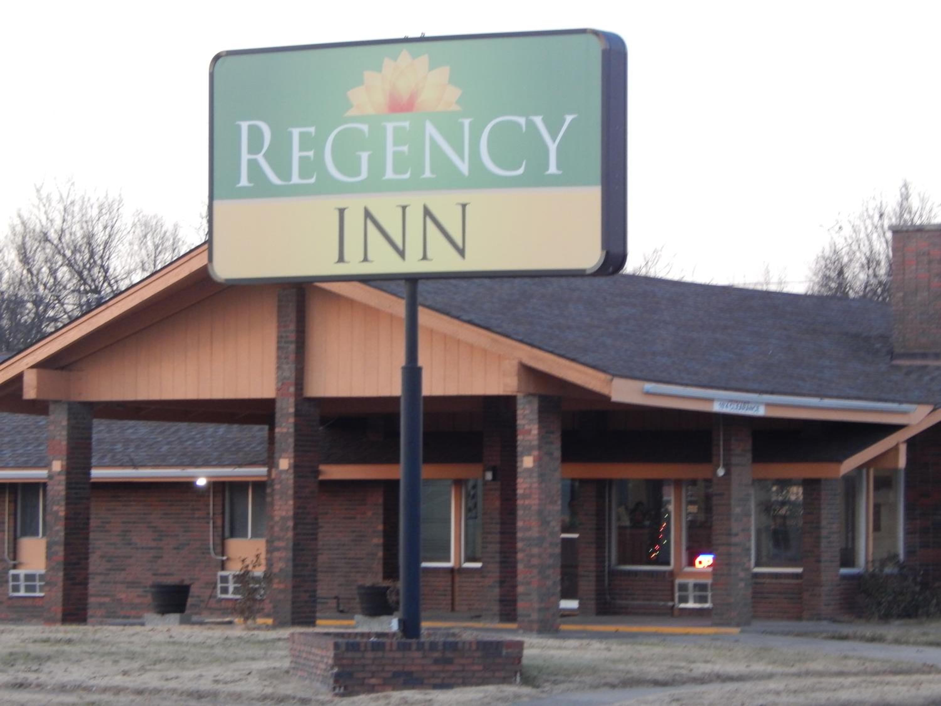 Regency Inn Iola