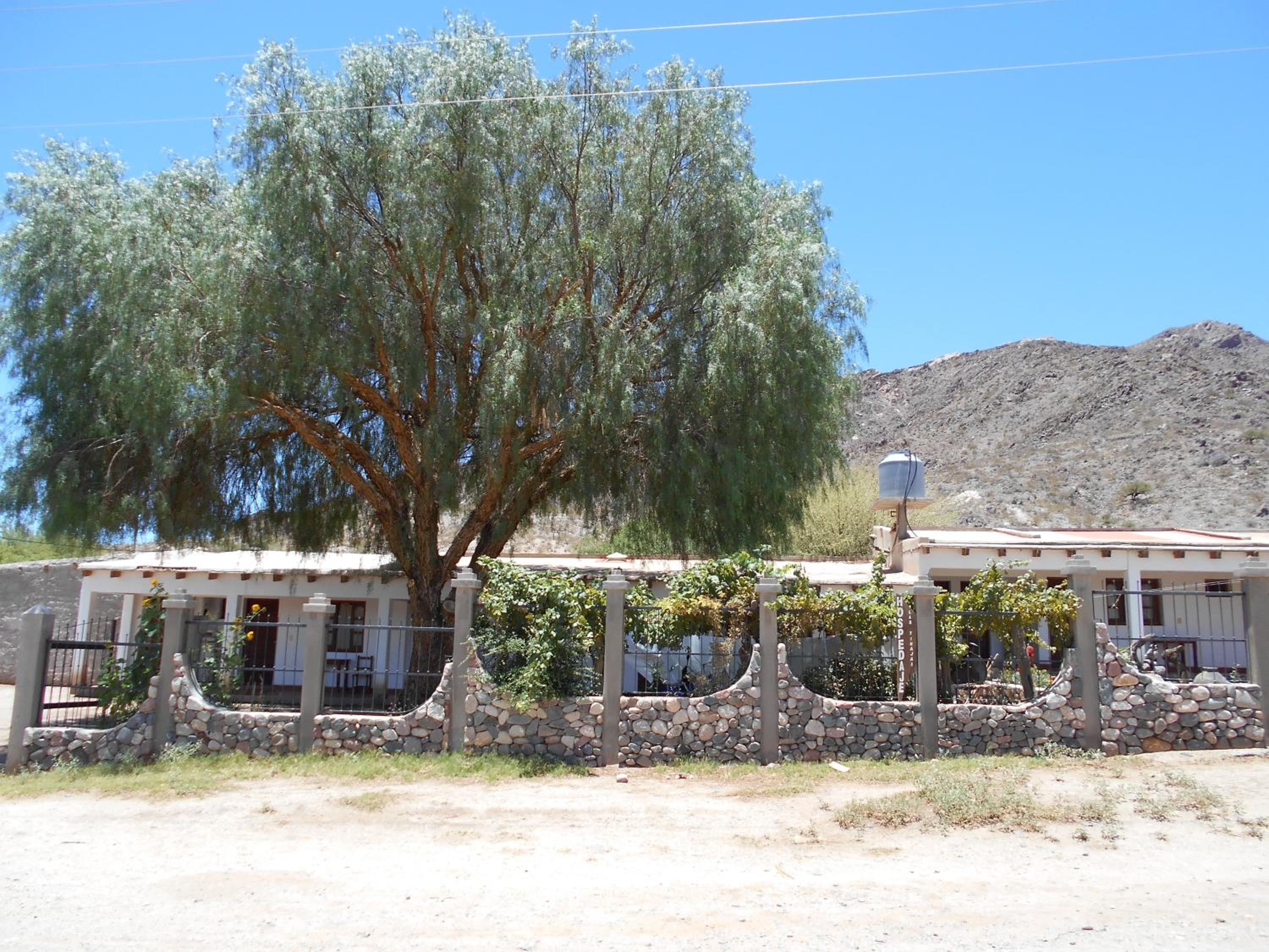 Hospedaje Las Tinajas
