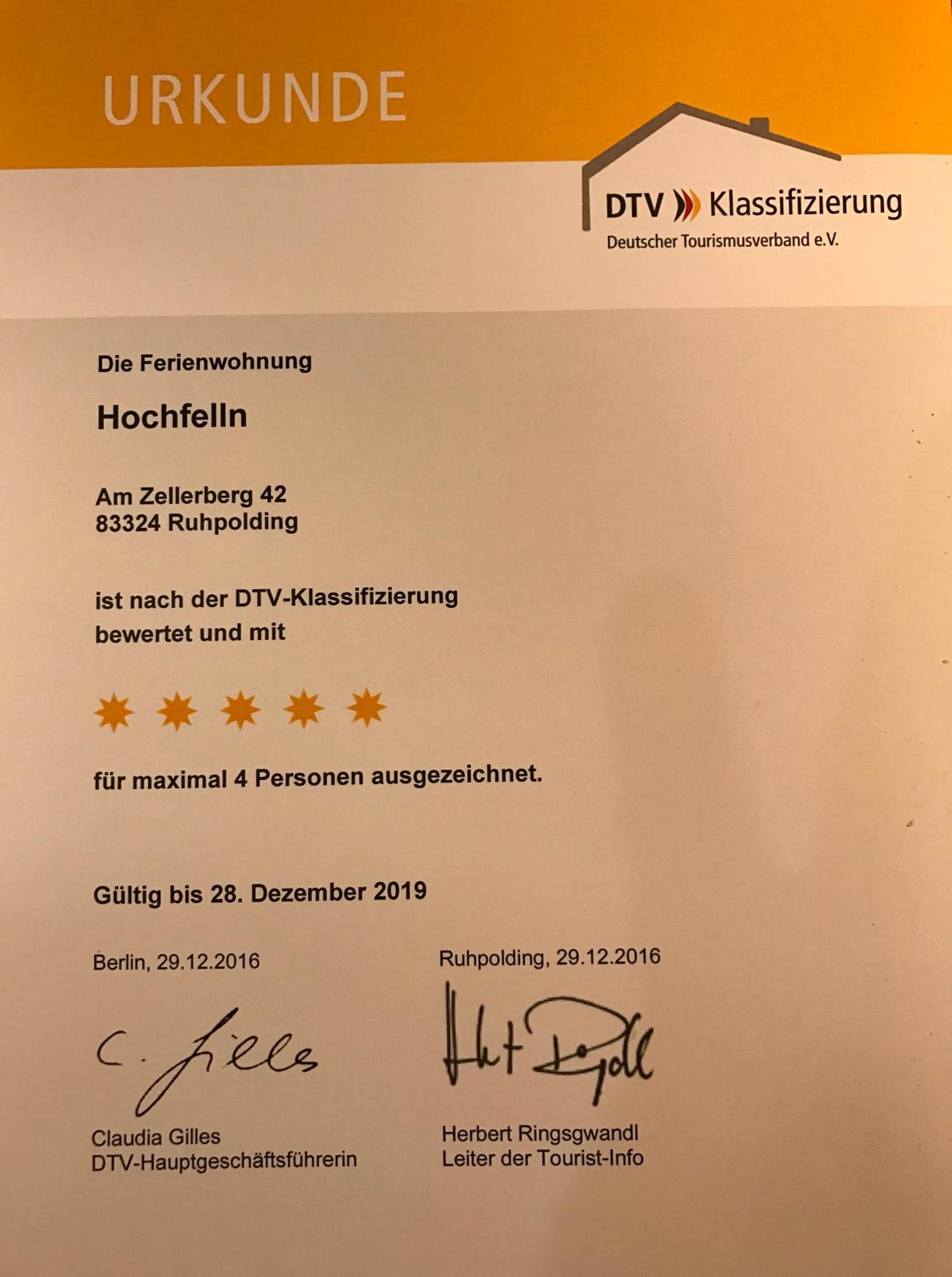 BERGSUCHT-Ruhpolding, Traumlage am sonnigen Südhang, kostenlose Parkplätze, schnelles WLAN, ruhige Sackgasse, NETFLIX inklusive