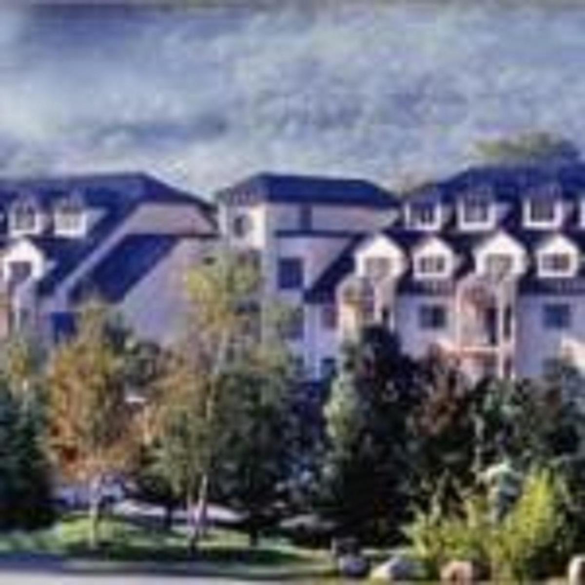 Hotel Rivergreen Resort