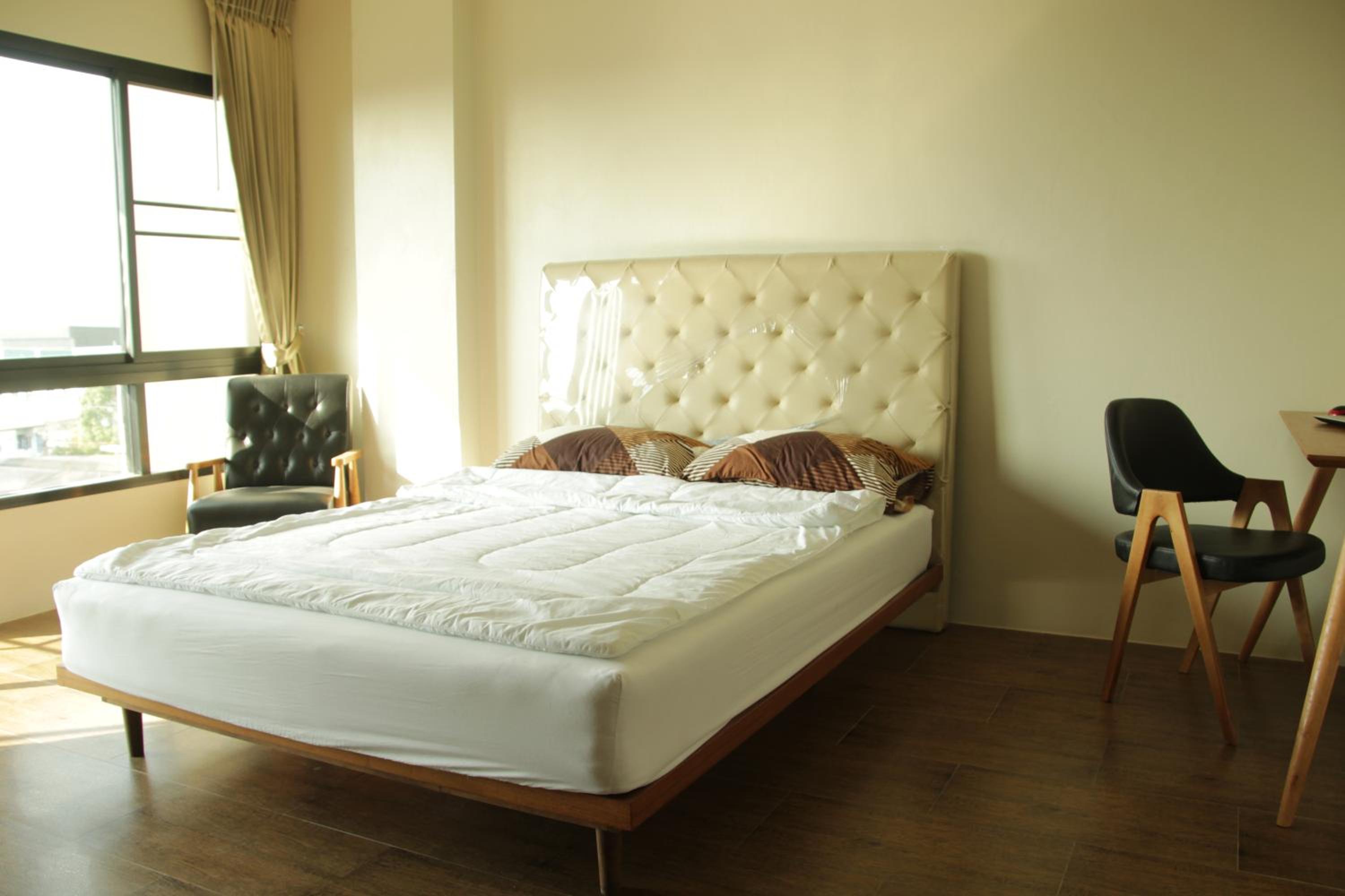 The Residence Thepkanjana