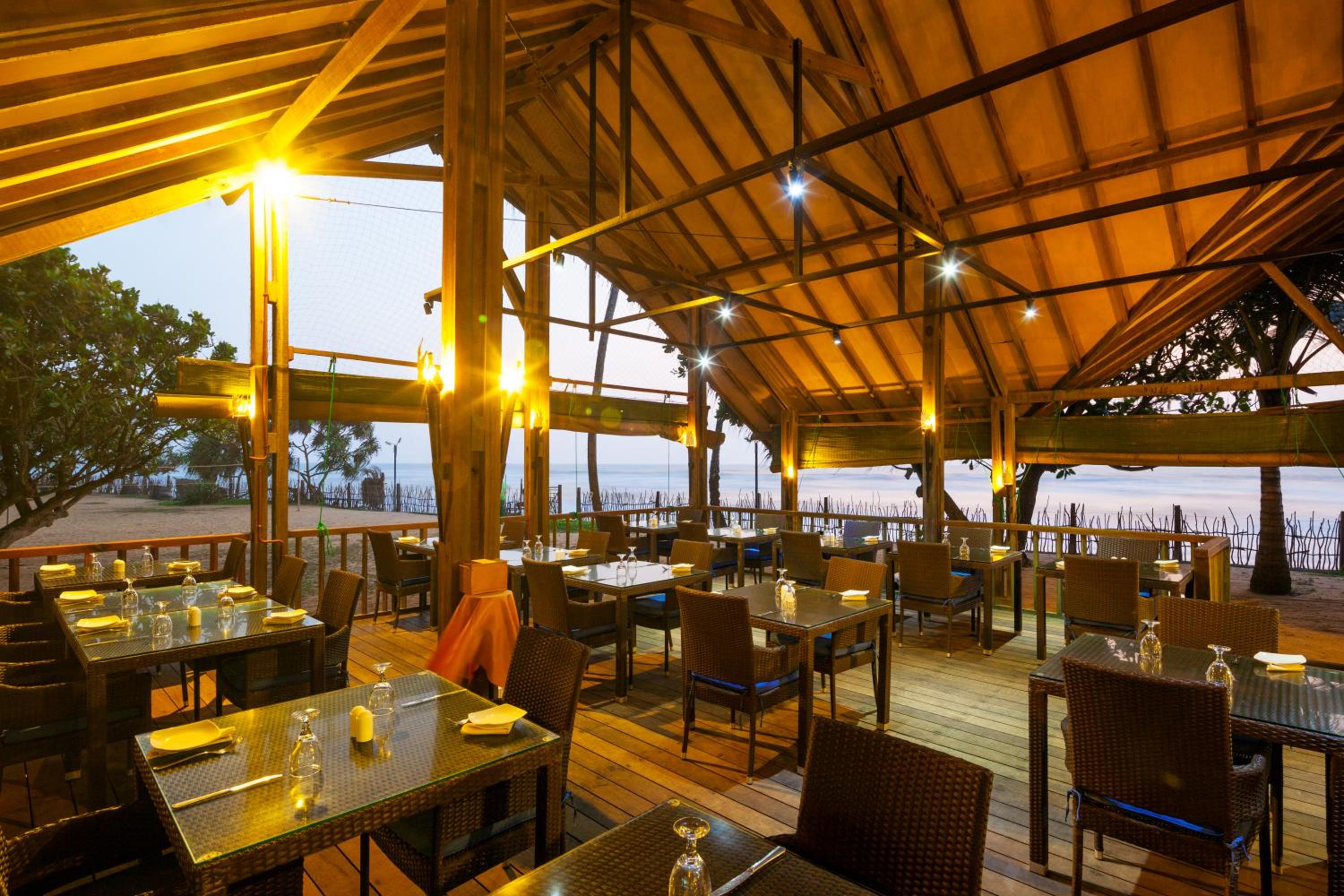 Siddhalepa Ayurveda Resort - All Meals, Ayurveda Treatment and Yoga