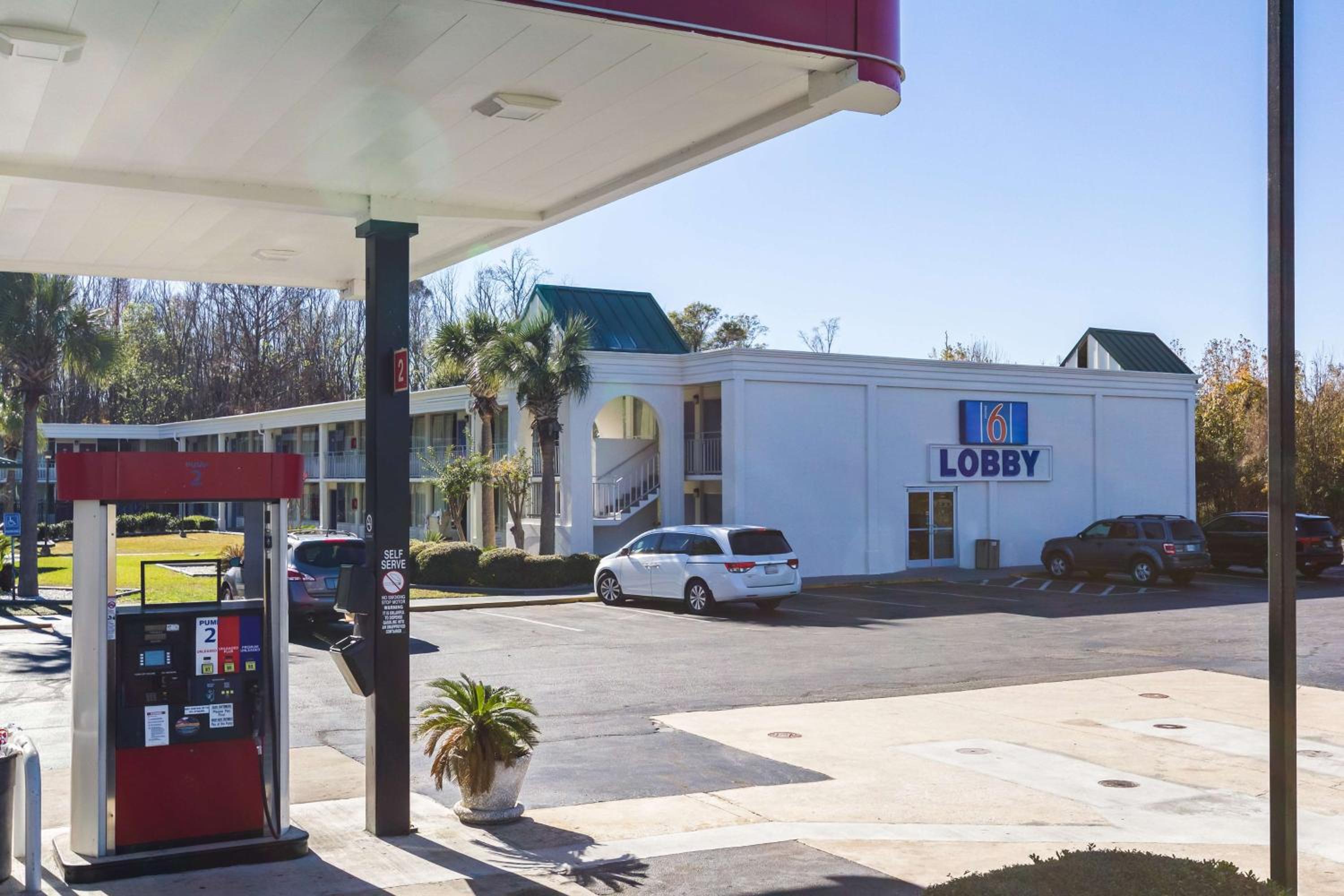 Motel 6-Townsend, GA