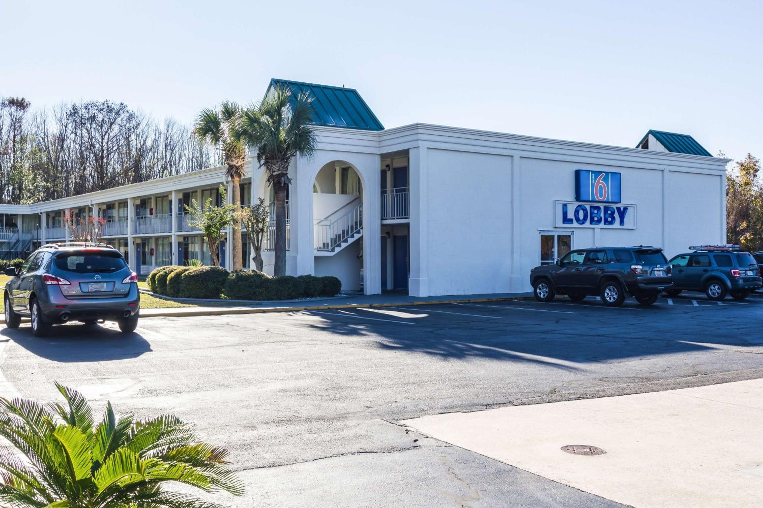 Motel 6-Townsend, GA